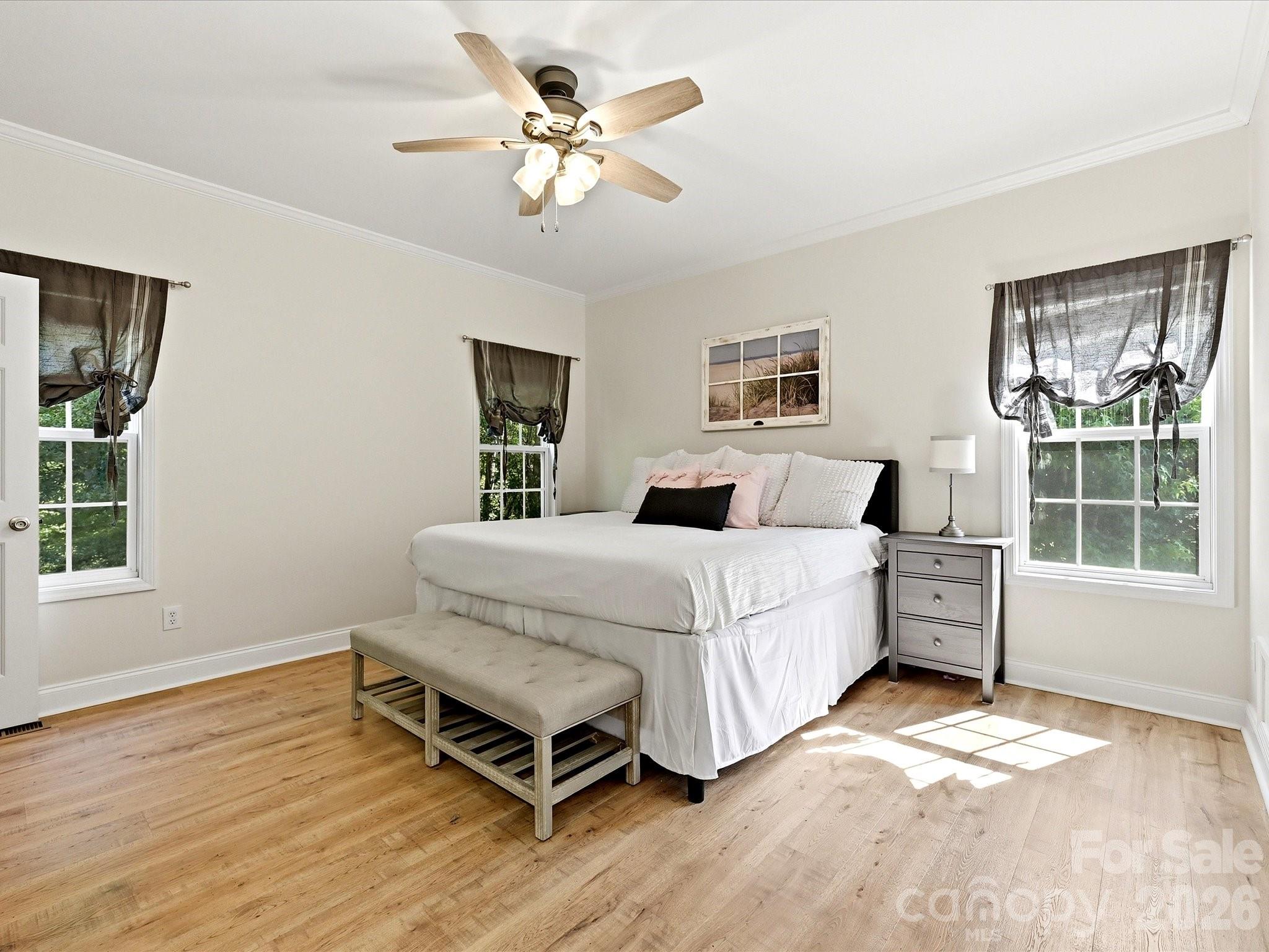 1401 Wall Street — Waxhaw