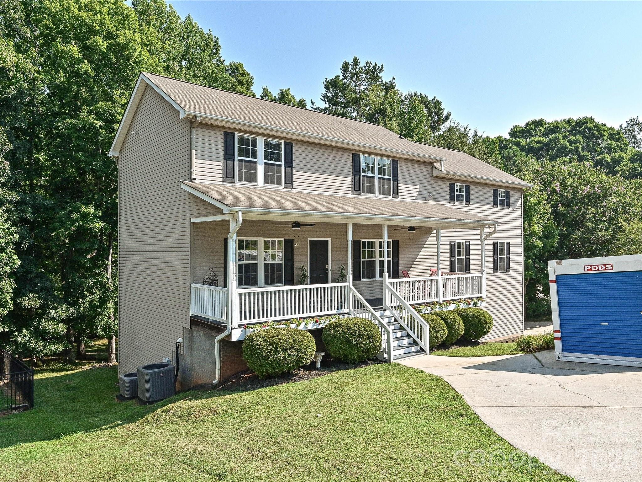 1401 Wall Street — Waxhaw