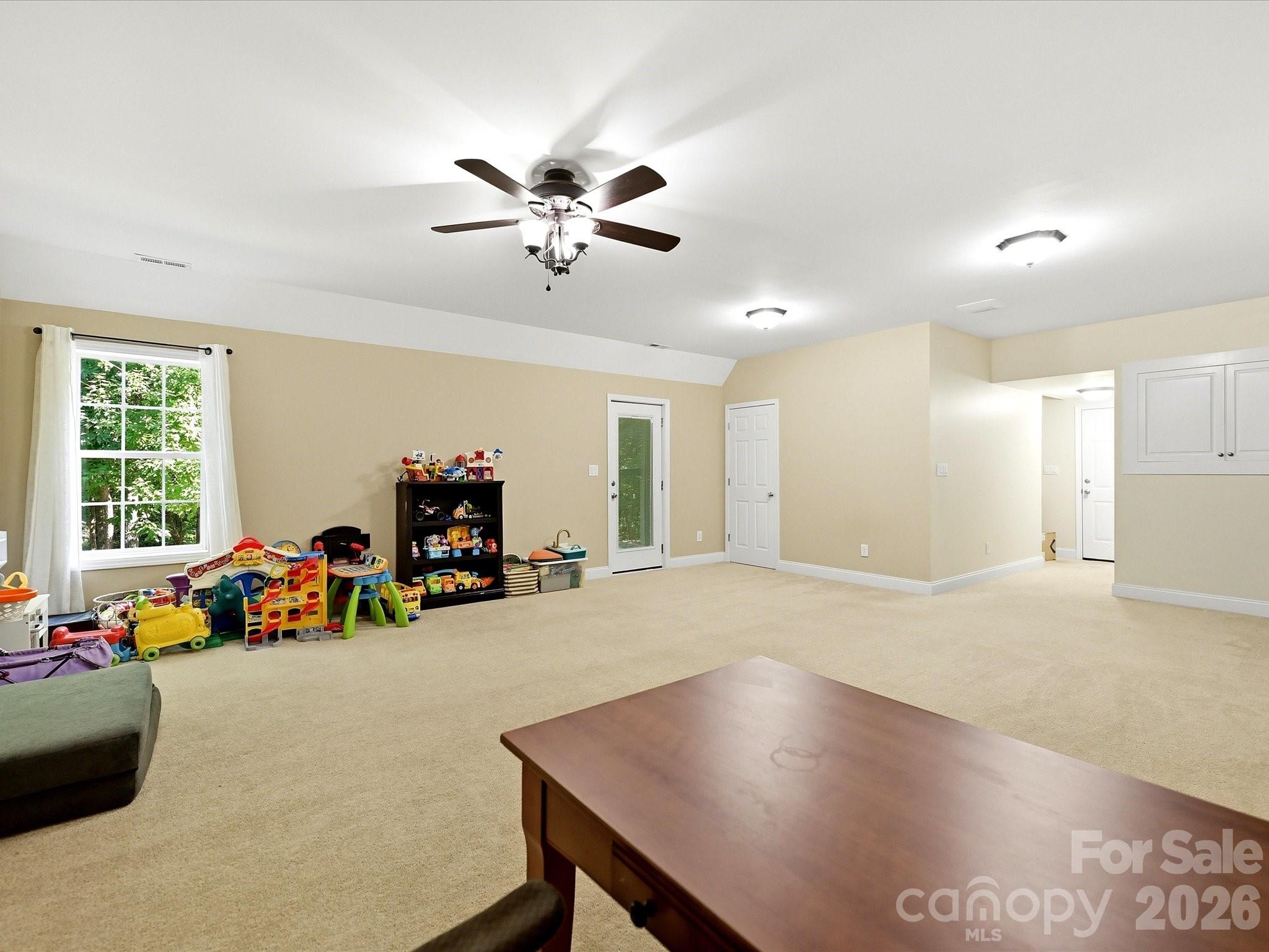 1401 Wall Street — Waxhaw