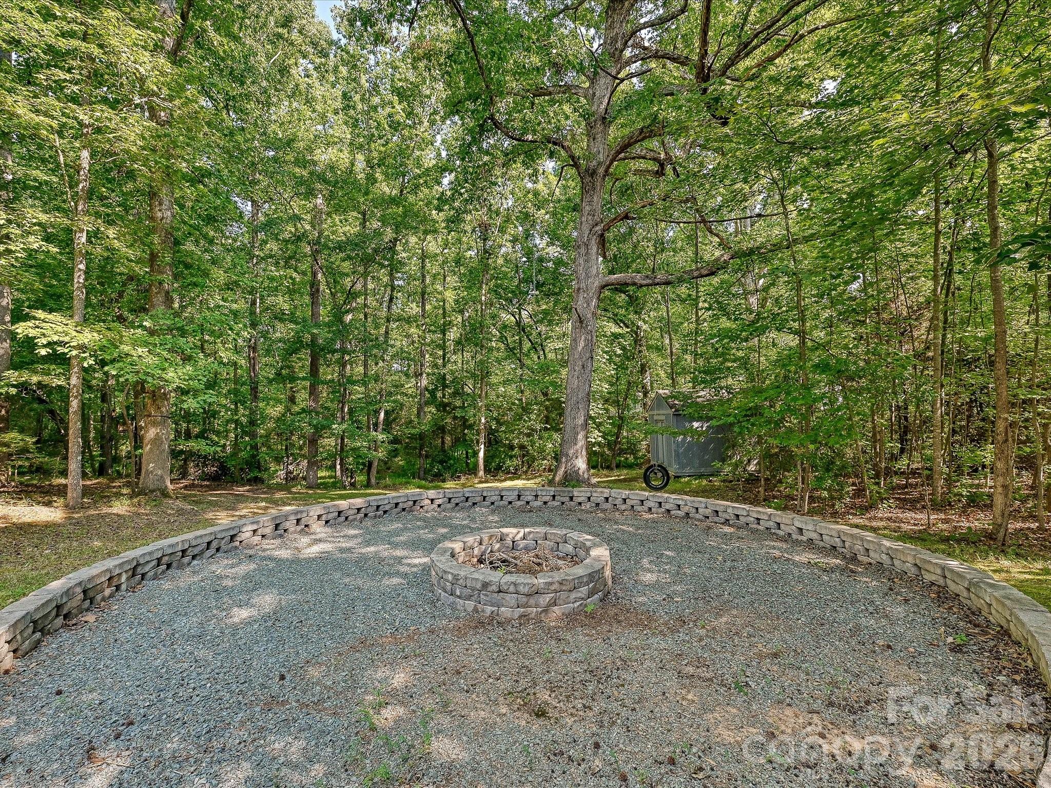 1401 Wall Street — Waxhaw