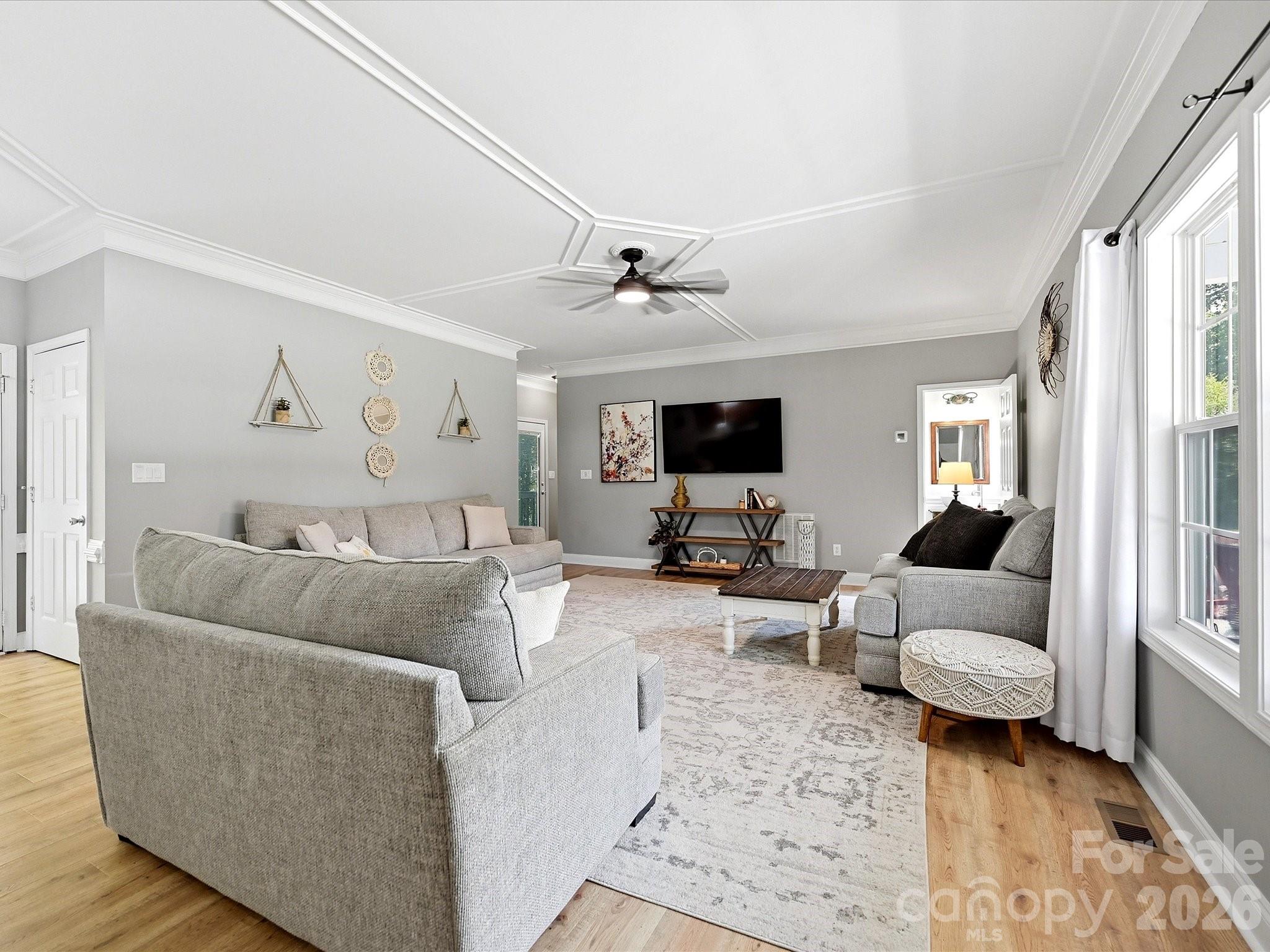 1401 Wall Street — Waxhaw