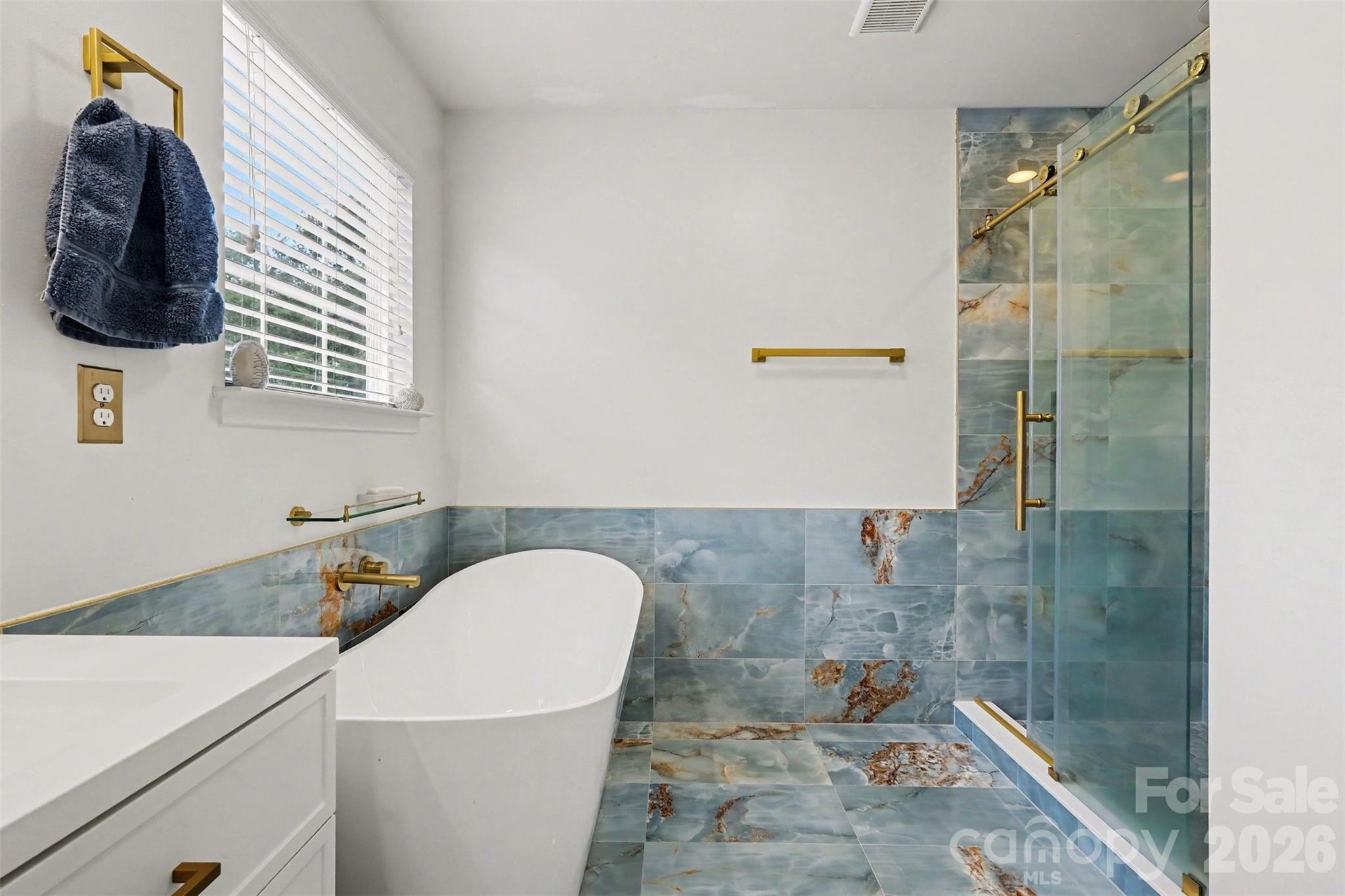 10120 Shanaclear Avenue — Concord