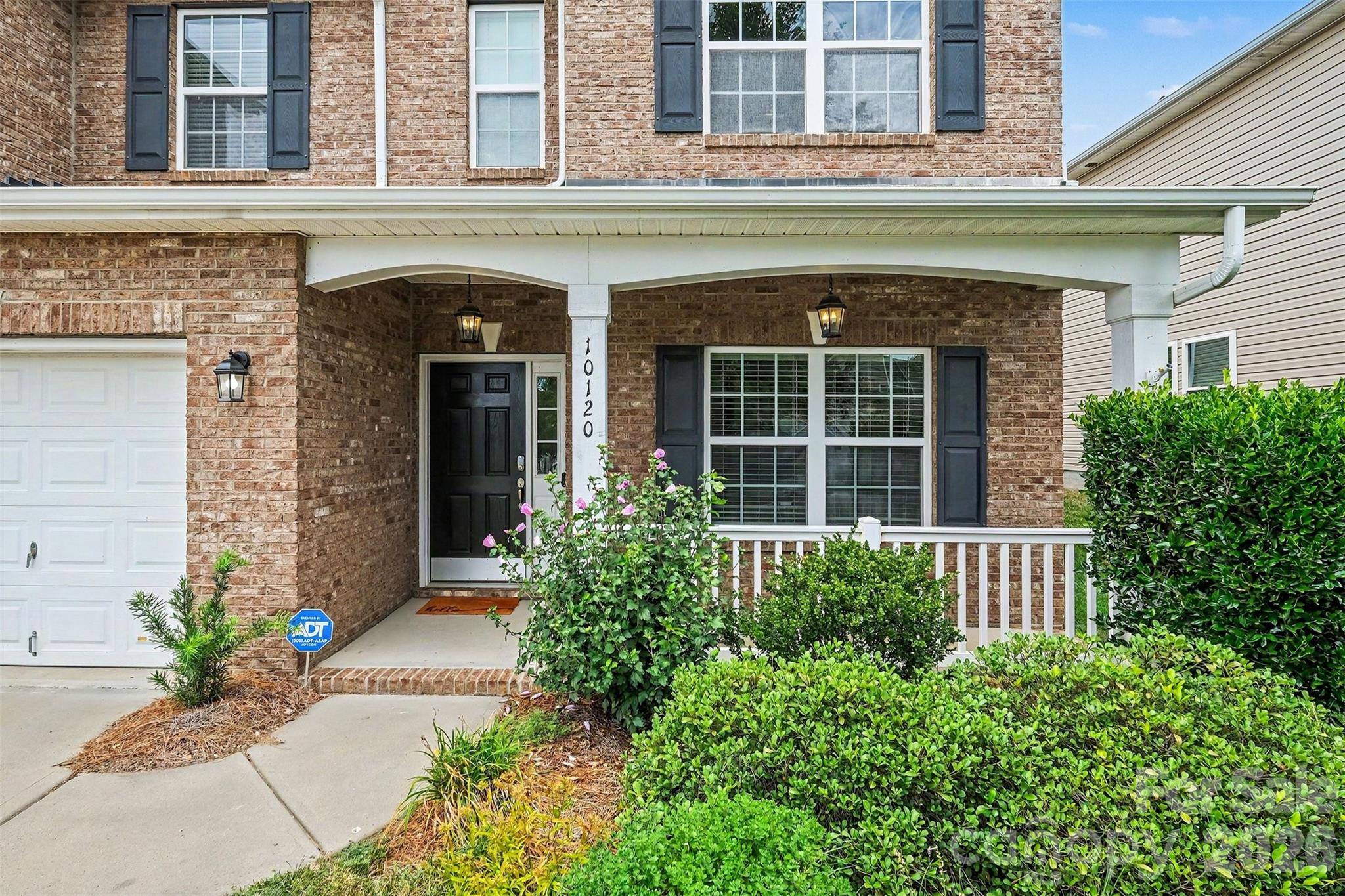 10120 Shanaclear Avenue — Concord