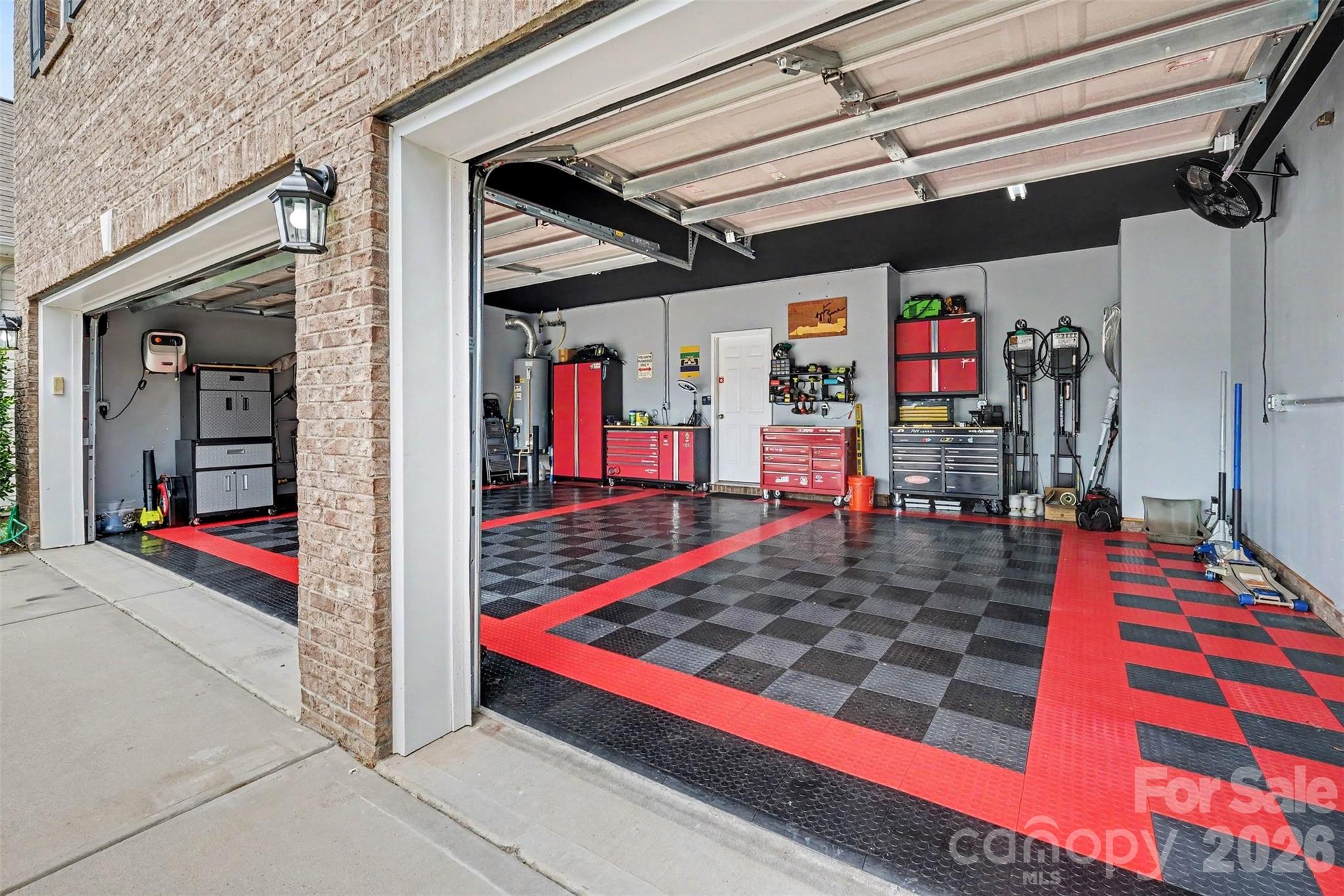 10120 Shanaclear Avenue — Concord