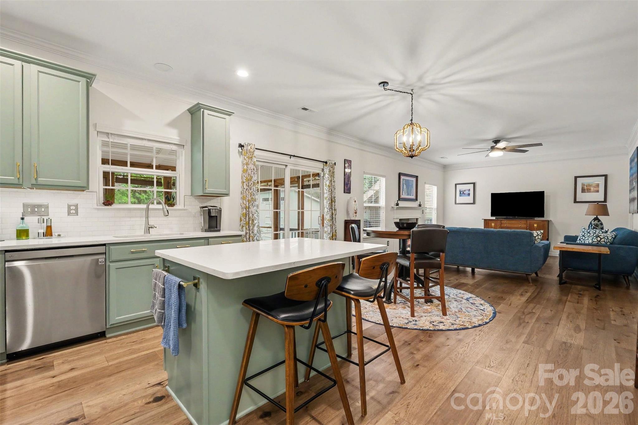 10120 Shanaclear Avenue — Concord