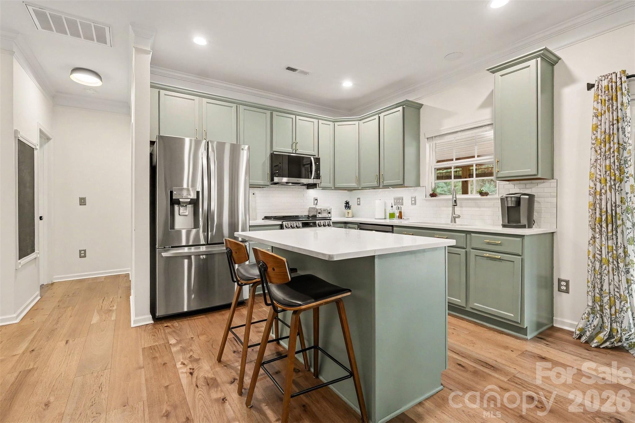 10120 Shanaclear Avenue — Concord