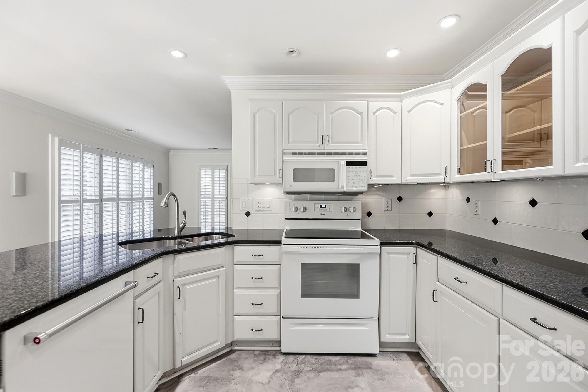 10012 Brass Eagle Lane — Charlotte