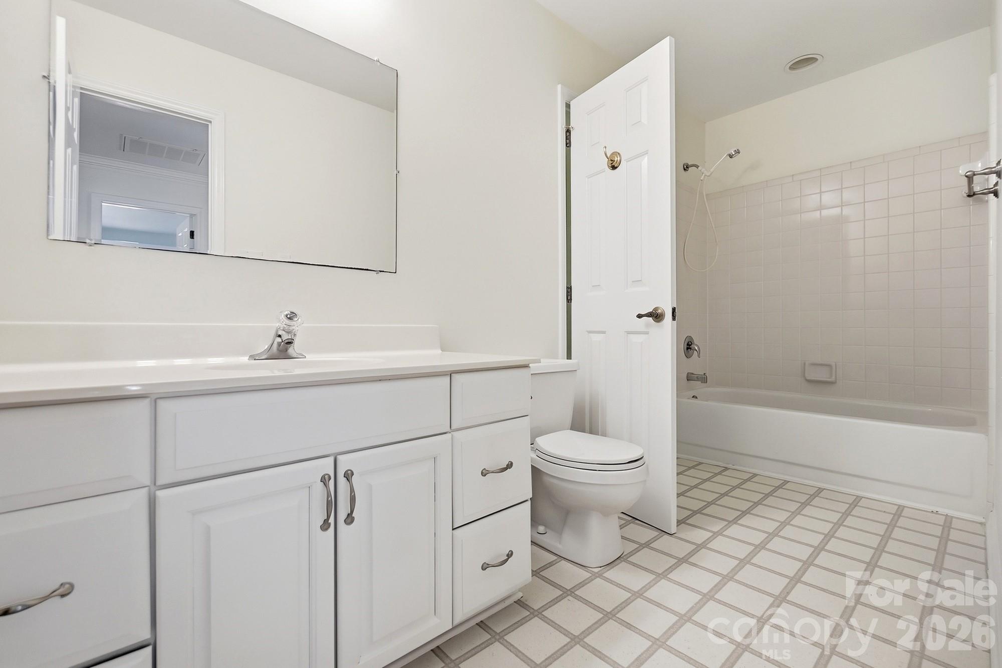 10012 Brass Eagle Lane — Charlotte