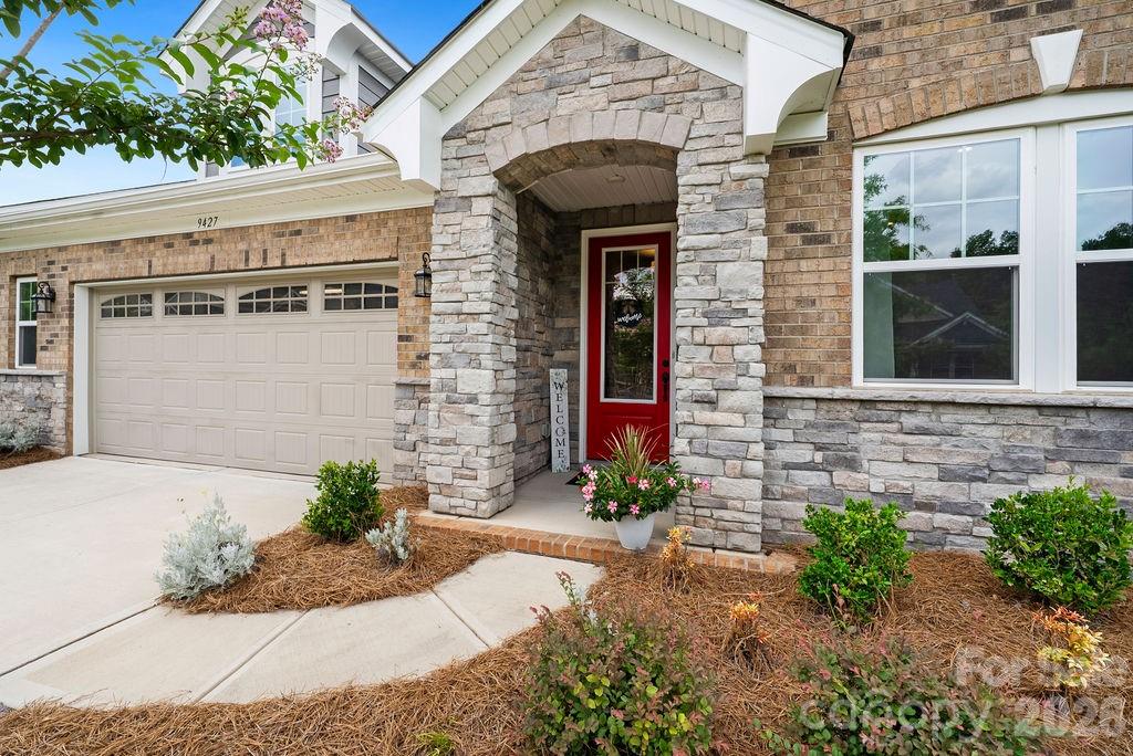 9427 Liberty Hill Drive — Charlotte