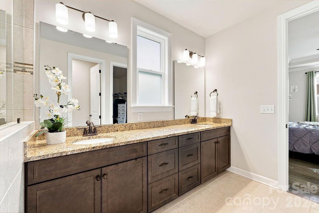 9427 Liberty Hill Drive — Charlotte