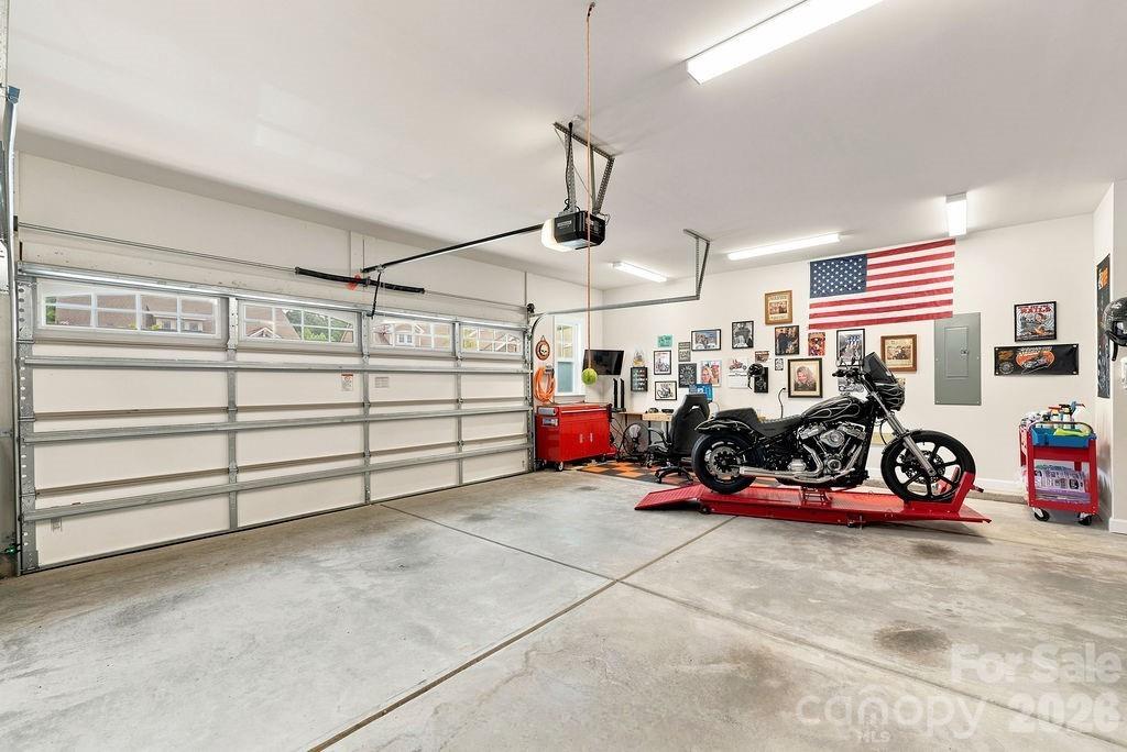 9427 Liberty Hill Drive — Charlotte