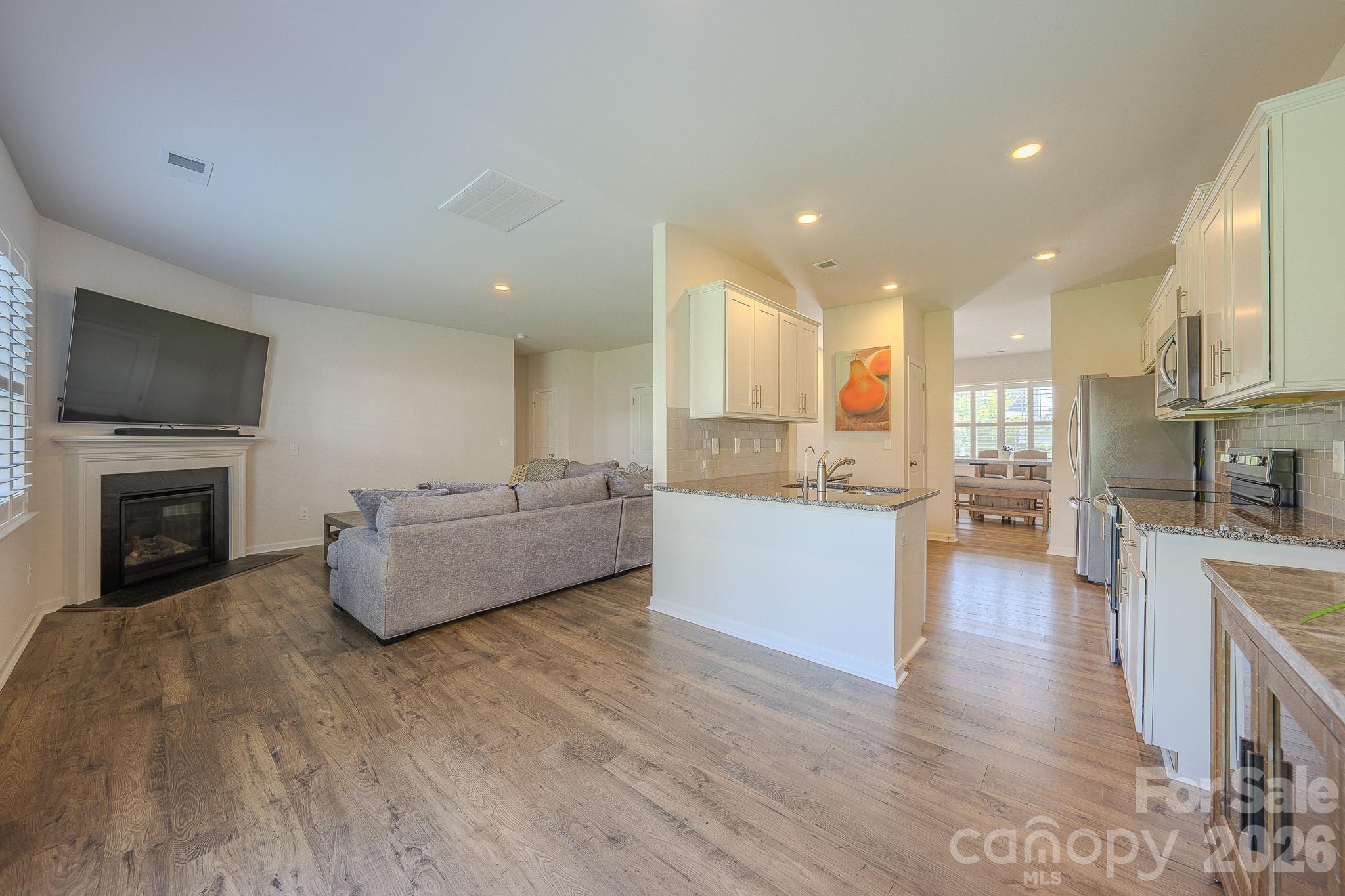 355 Tavernier Lane — Candler