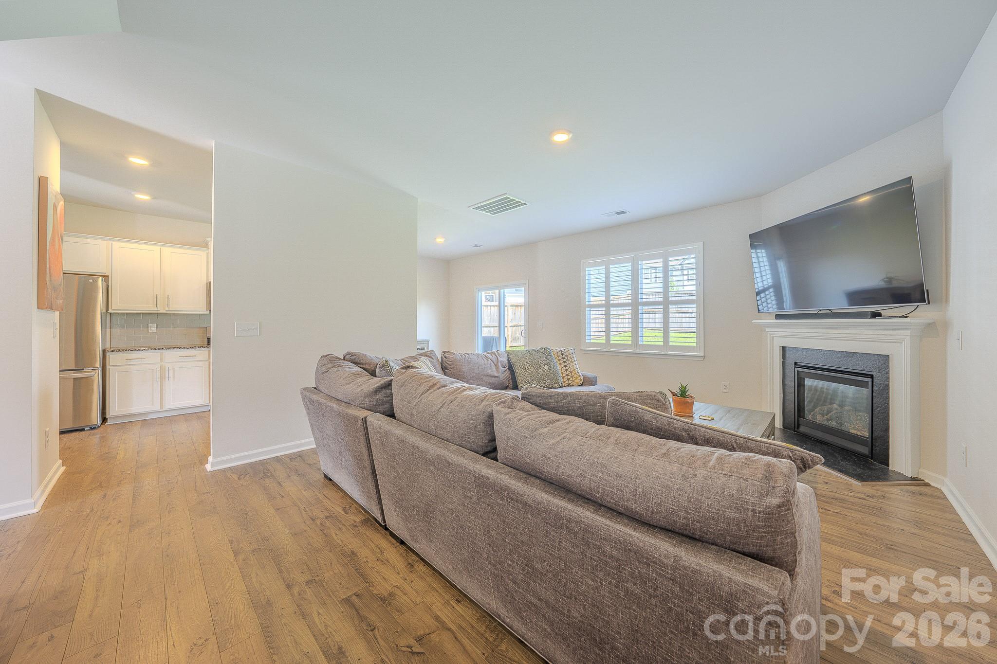 355 Tavernier Lane — Candler
