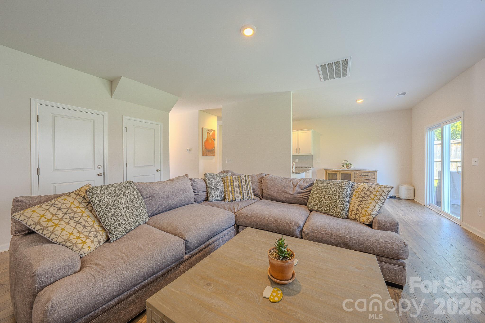 355 Tavernier Lane — Candler