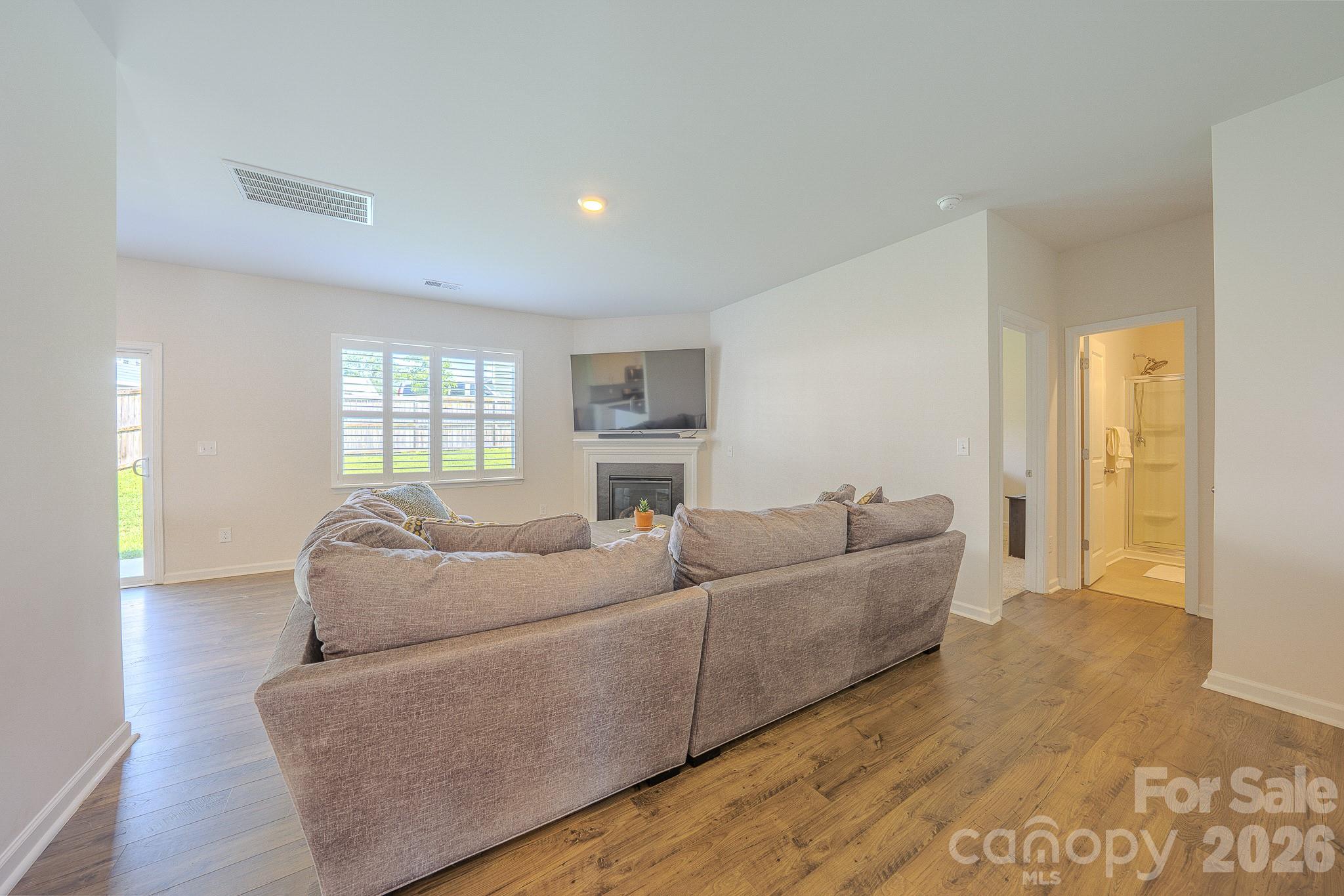 355 Tavernier Lane — Candler