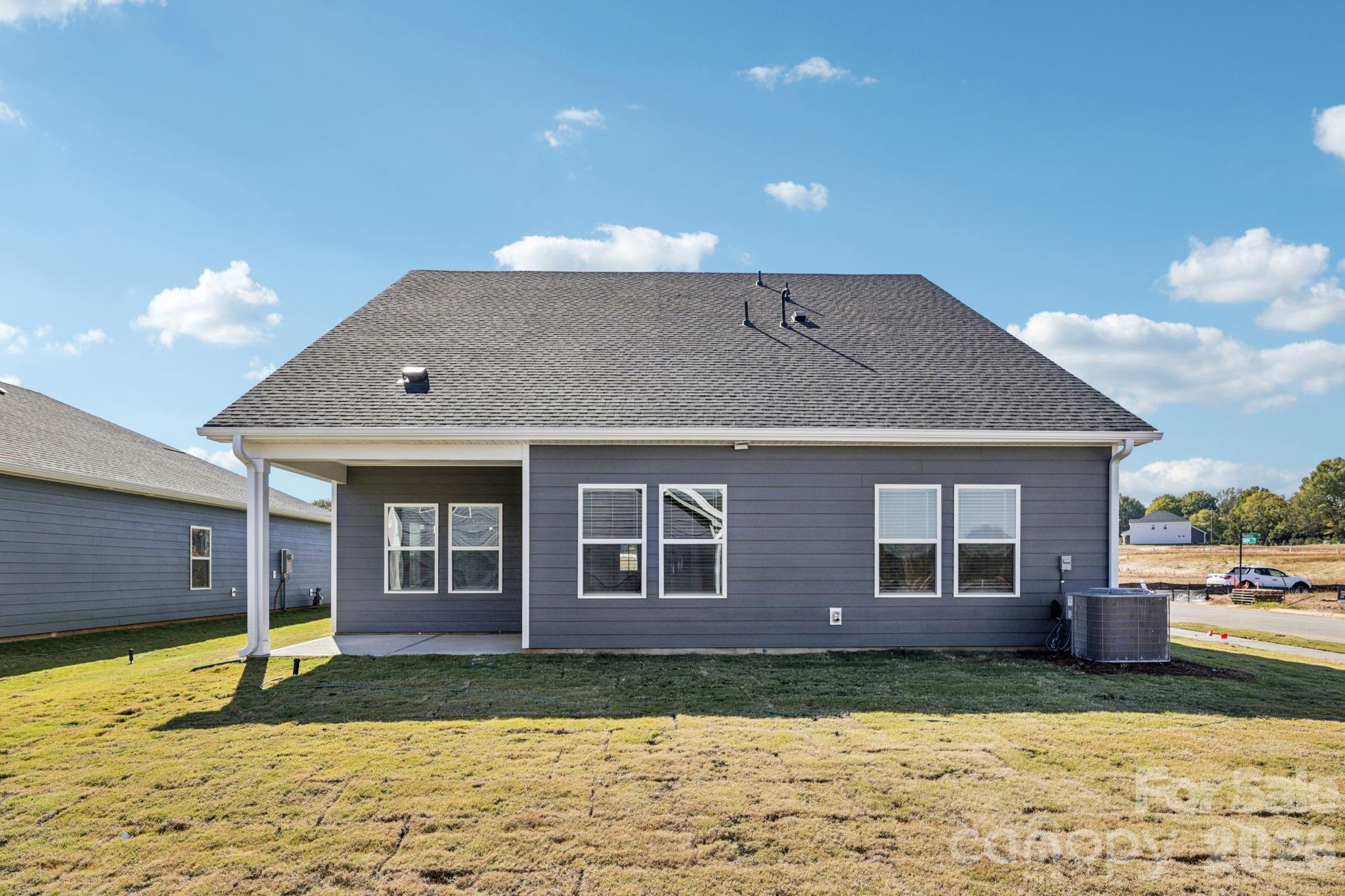 313 Hilsaw Lane — York