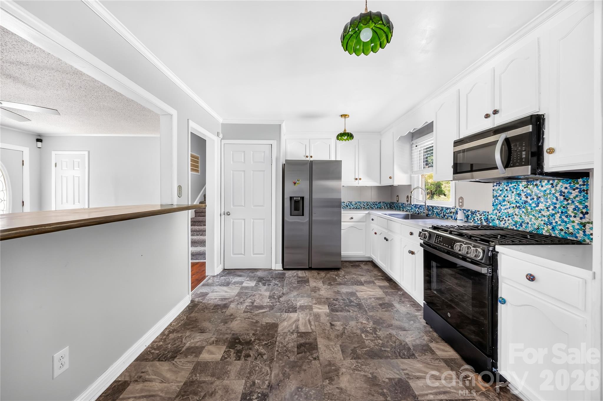 102 Wingate Drive — Stanley