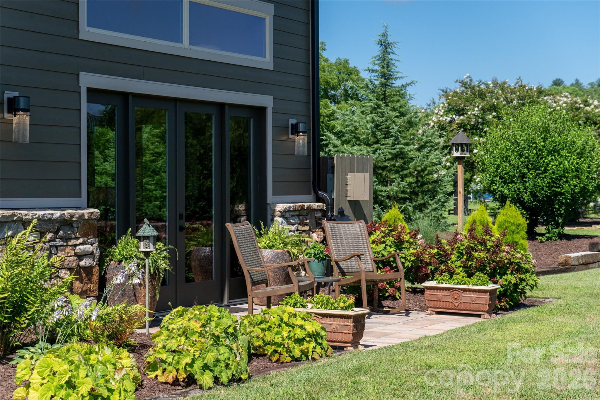 660 Pleasant Grove Road — Hendersonville