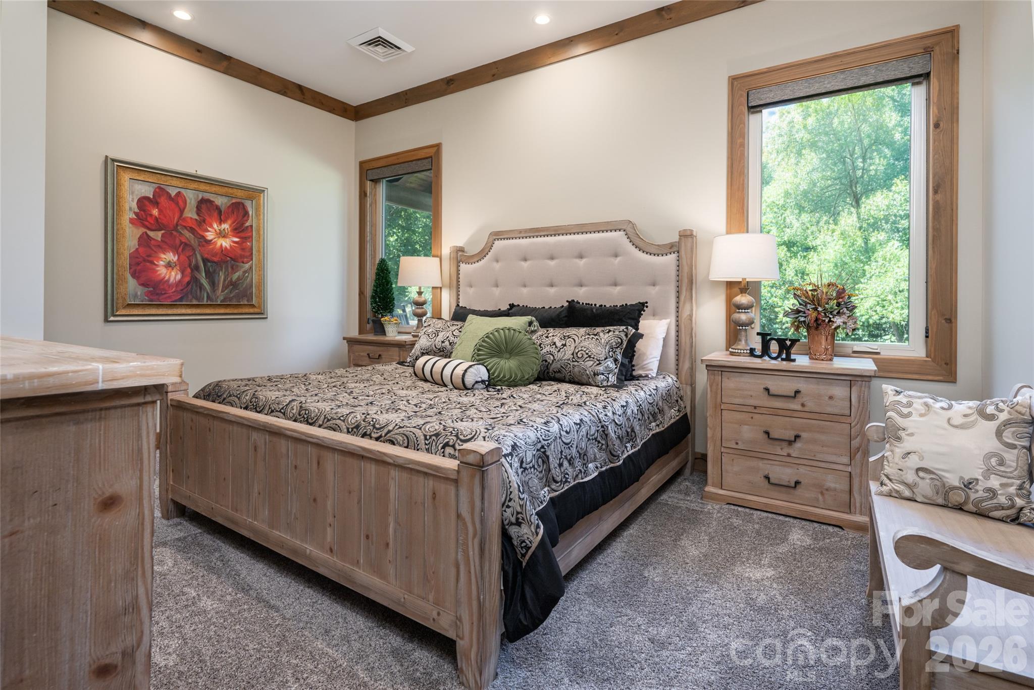660 Pleasant Grove Road — Hendersonville