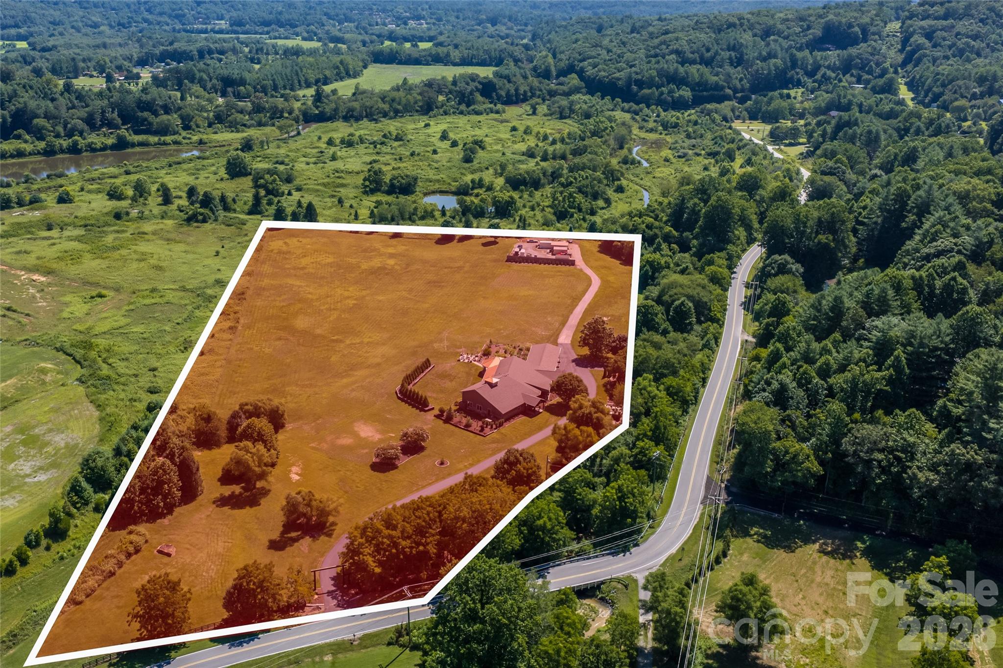 660 Pleasant Grove Road — Hendersonville