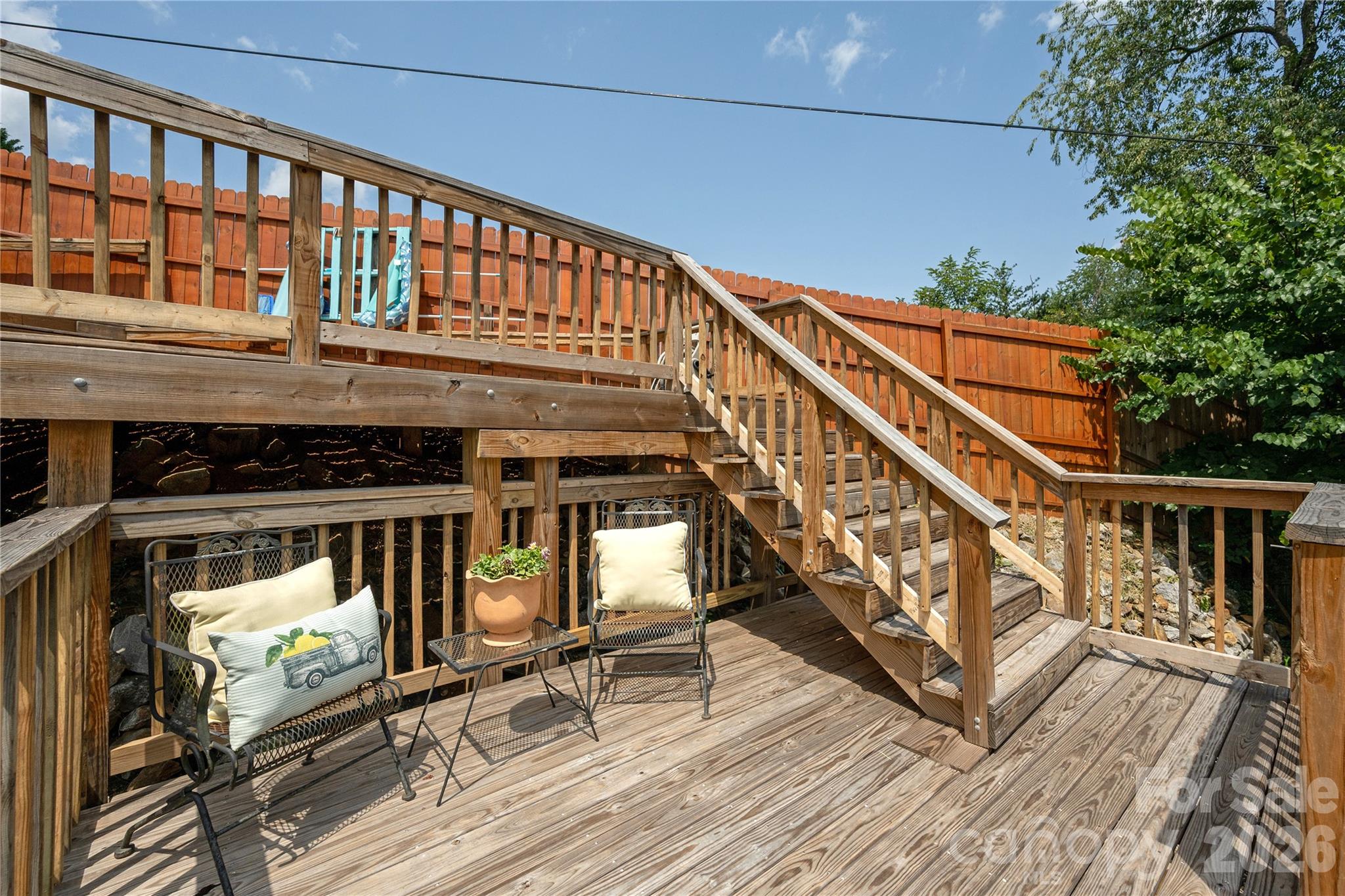 8 Blaines Way — Candler
