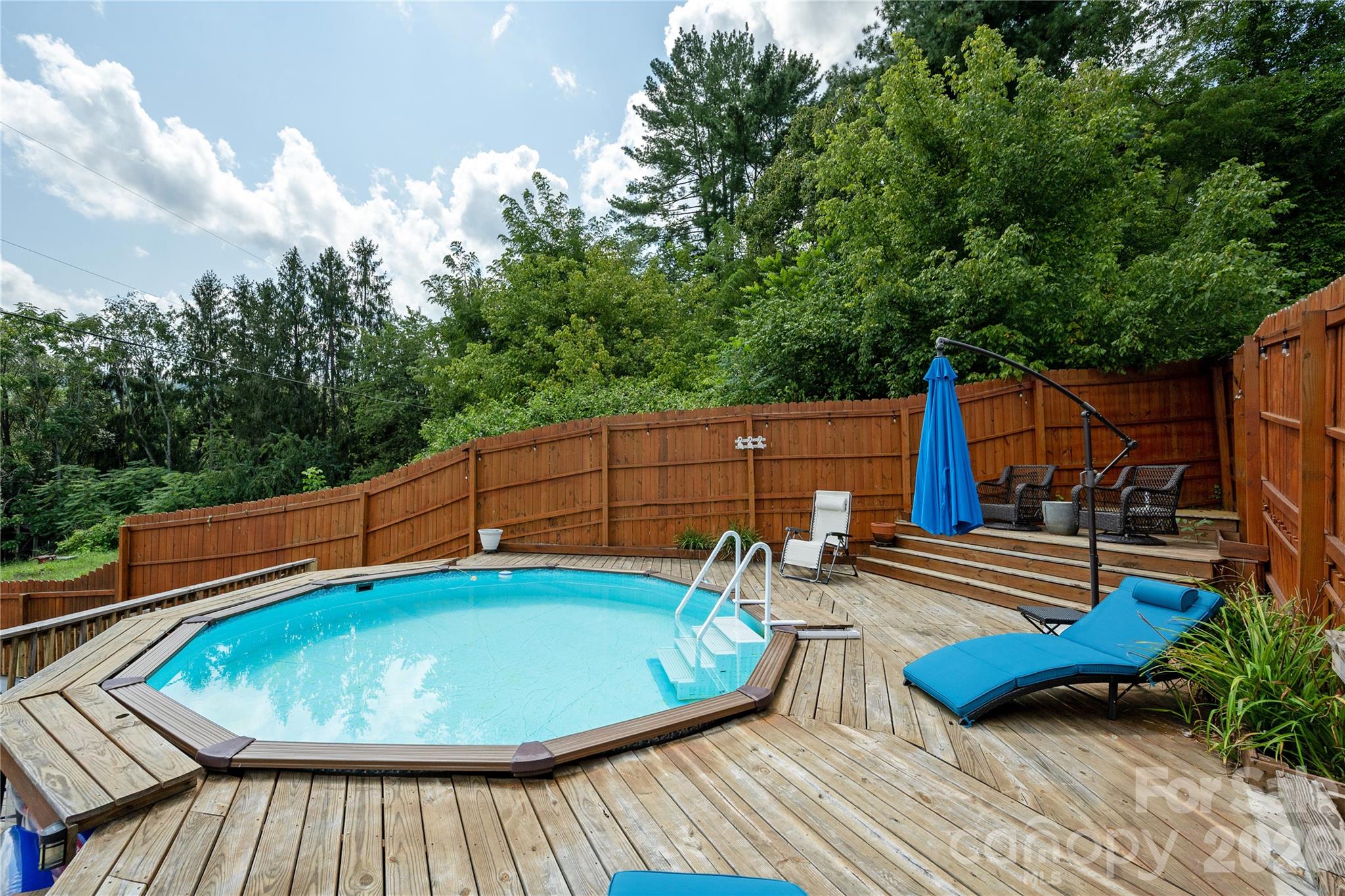 8 Blaines Way — Candler