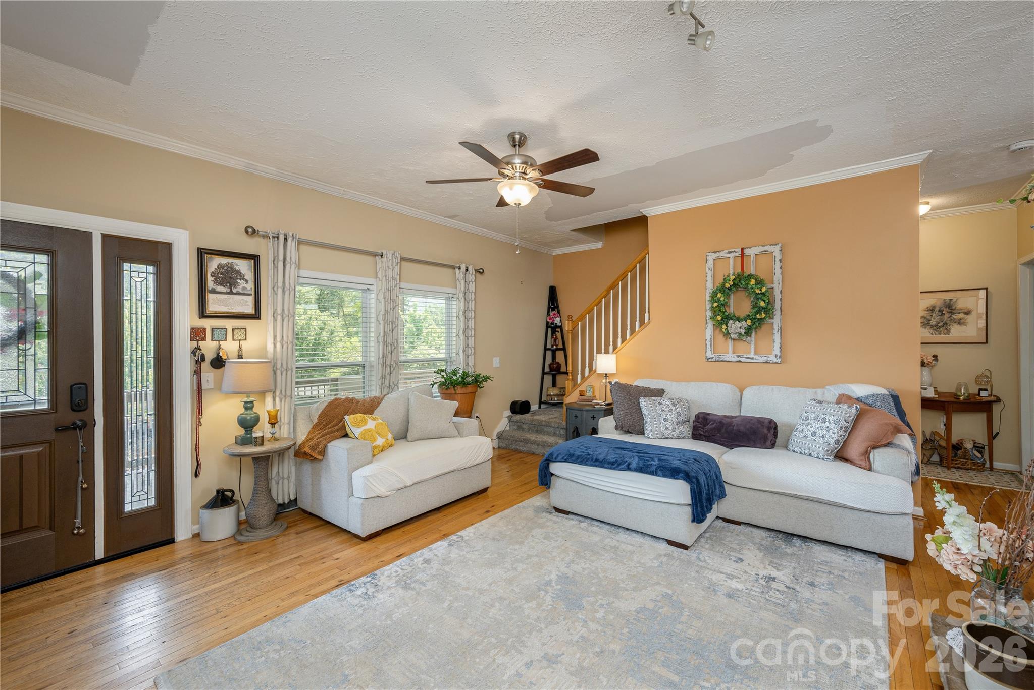 8 Blaines Way — Candler