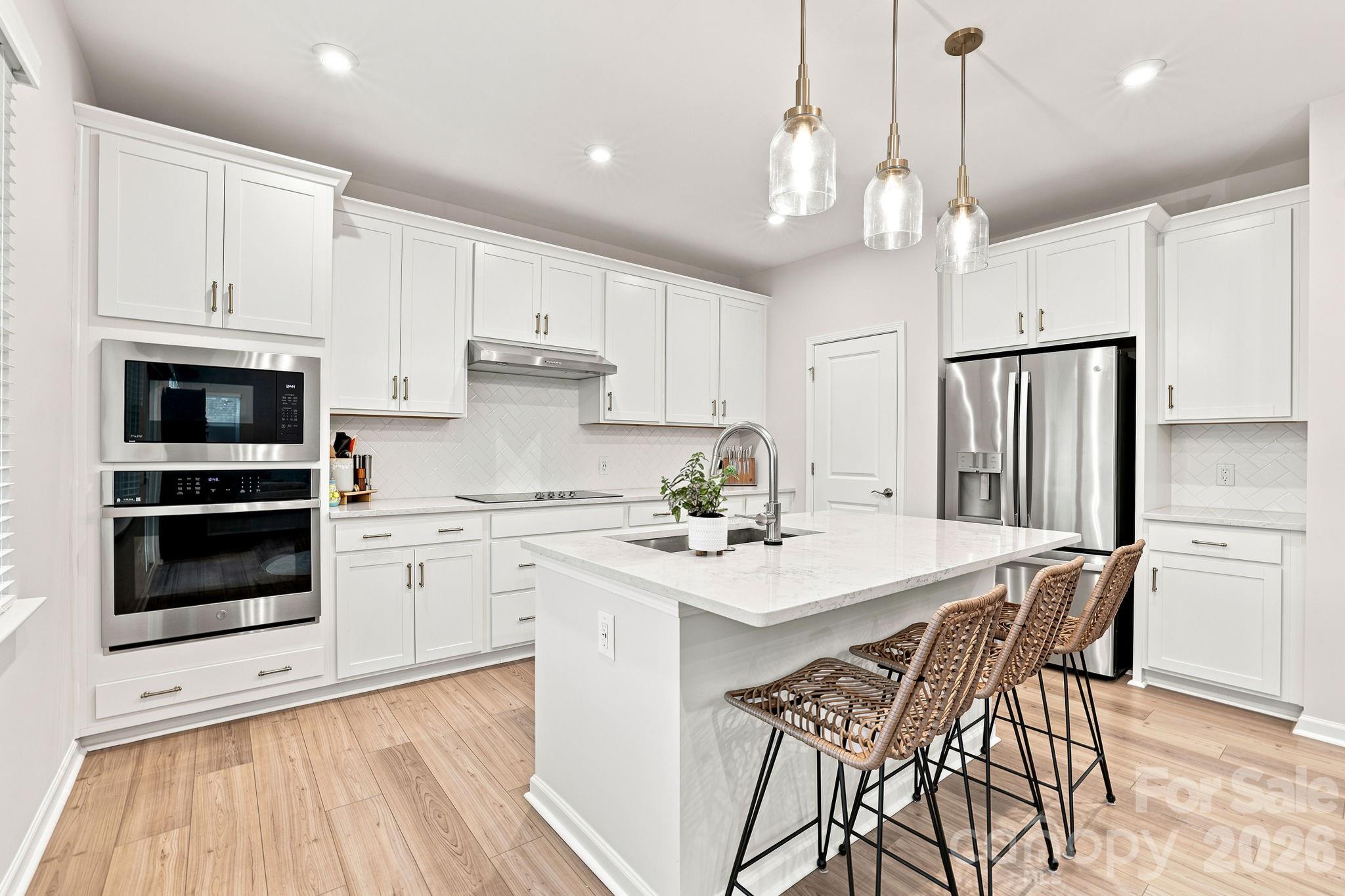 8226 Franklin Trail Street — Charlotte