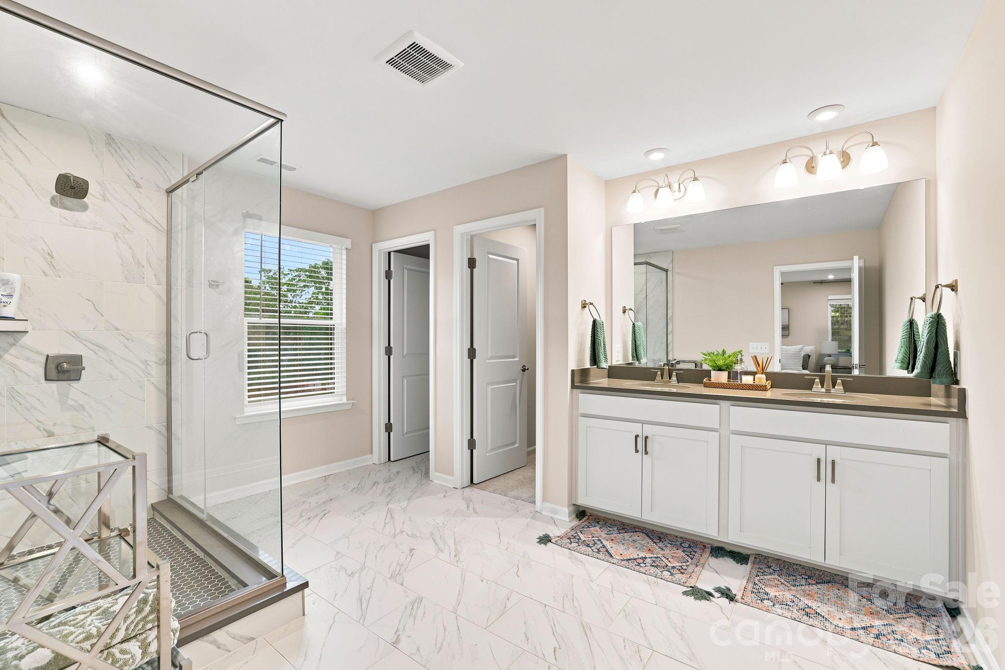 8226 Franklin Trail Street — Charlotte