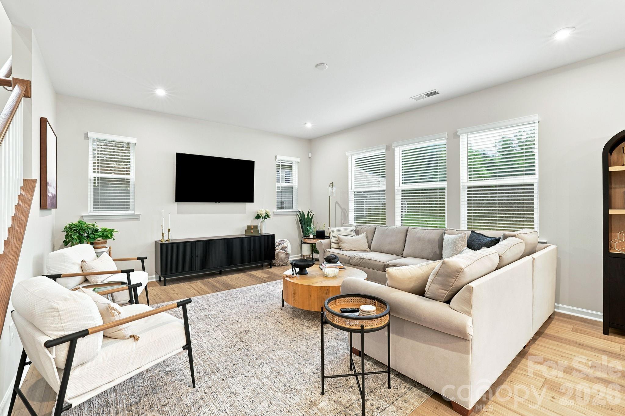 8226 Franklin Trail Street — Charlotte
