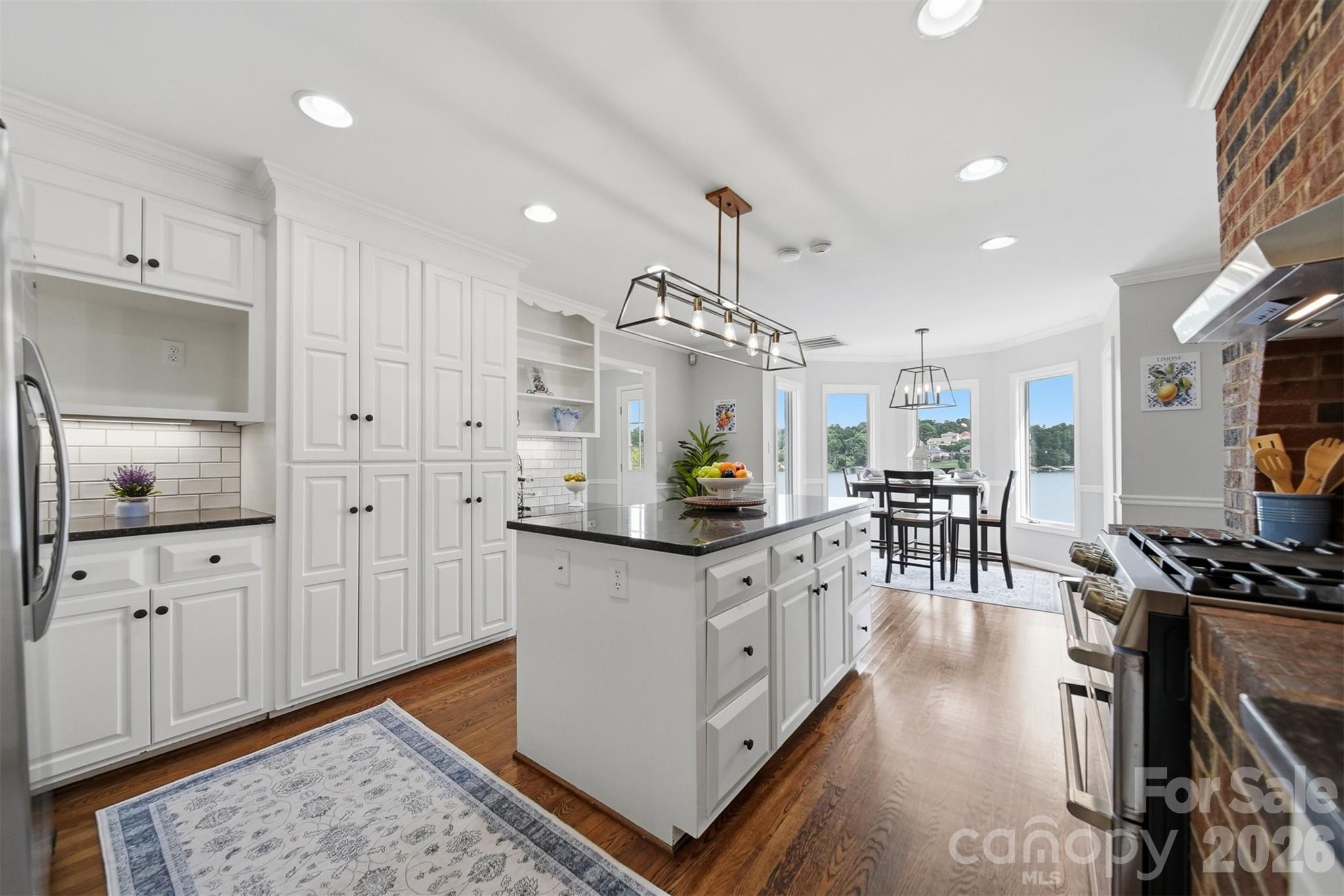 476 44th Avenue Drive NW — Hickory
