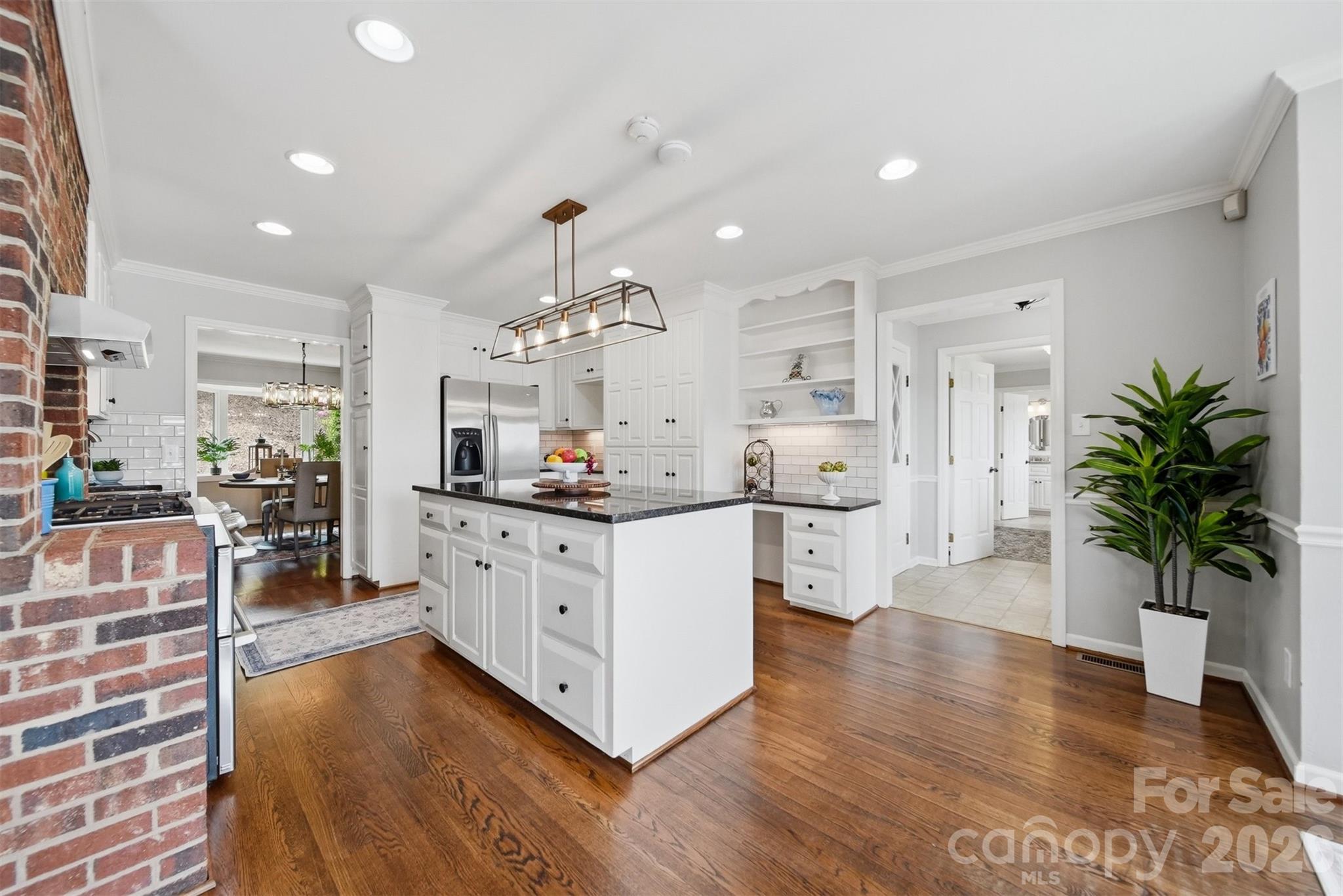 476 44th Avenue Drive NW — Hickory