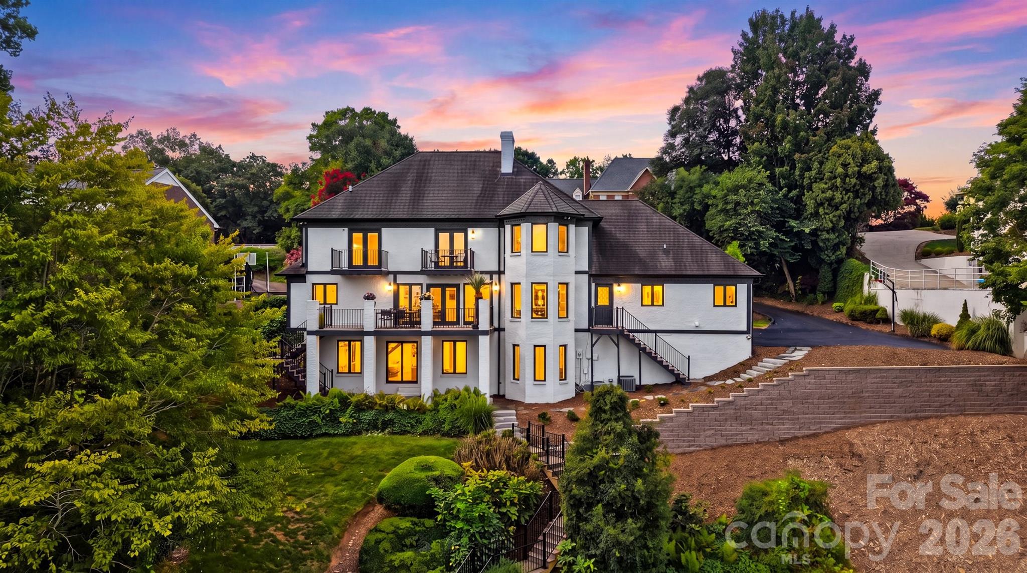 476 44th Avenue Drive NW — Hickory