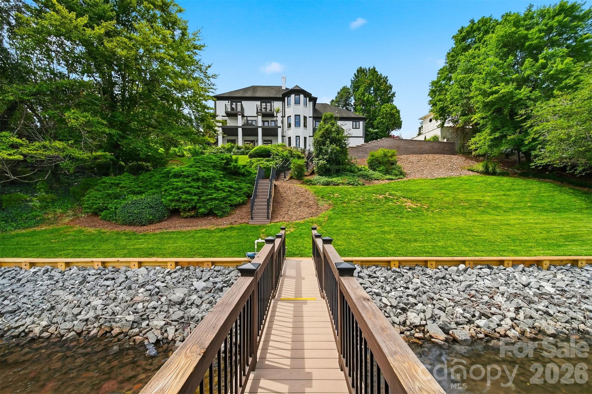 476 44th Avenue Drive NW — Hickory