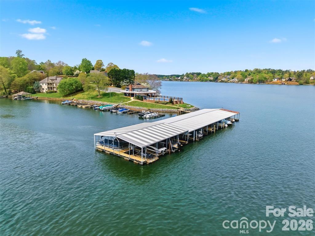 476 44th Avenue Drive NW — Hickory