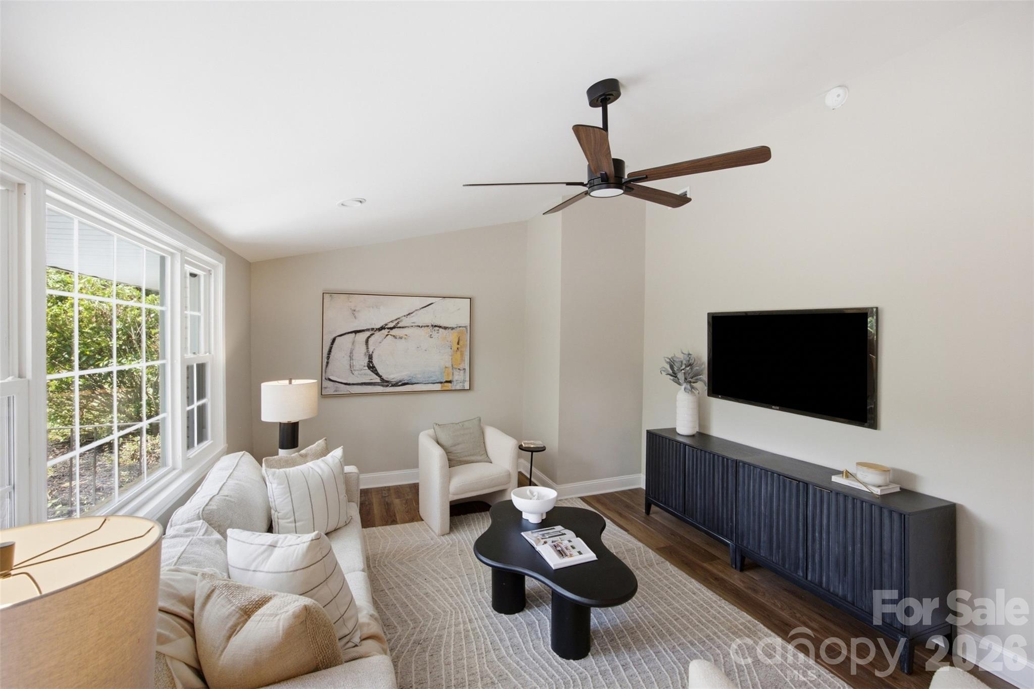 8223 Knollwood Circle — Charlotte