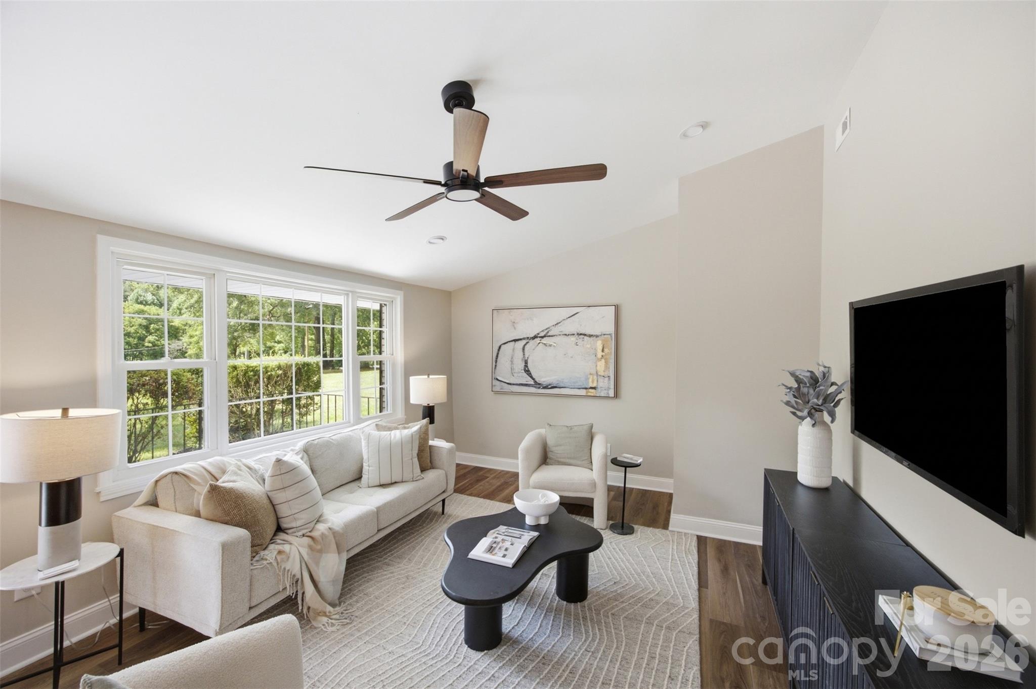 8223 Knollwood Circle — Charlotte