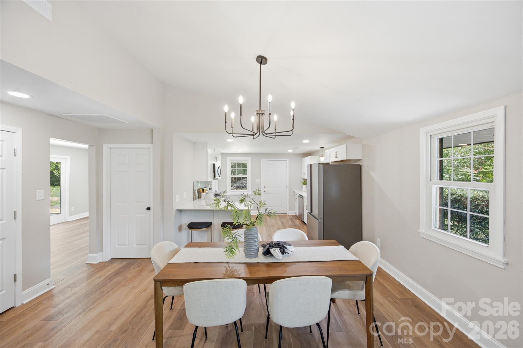 8223 Knollwood Circle — Charlotte