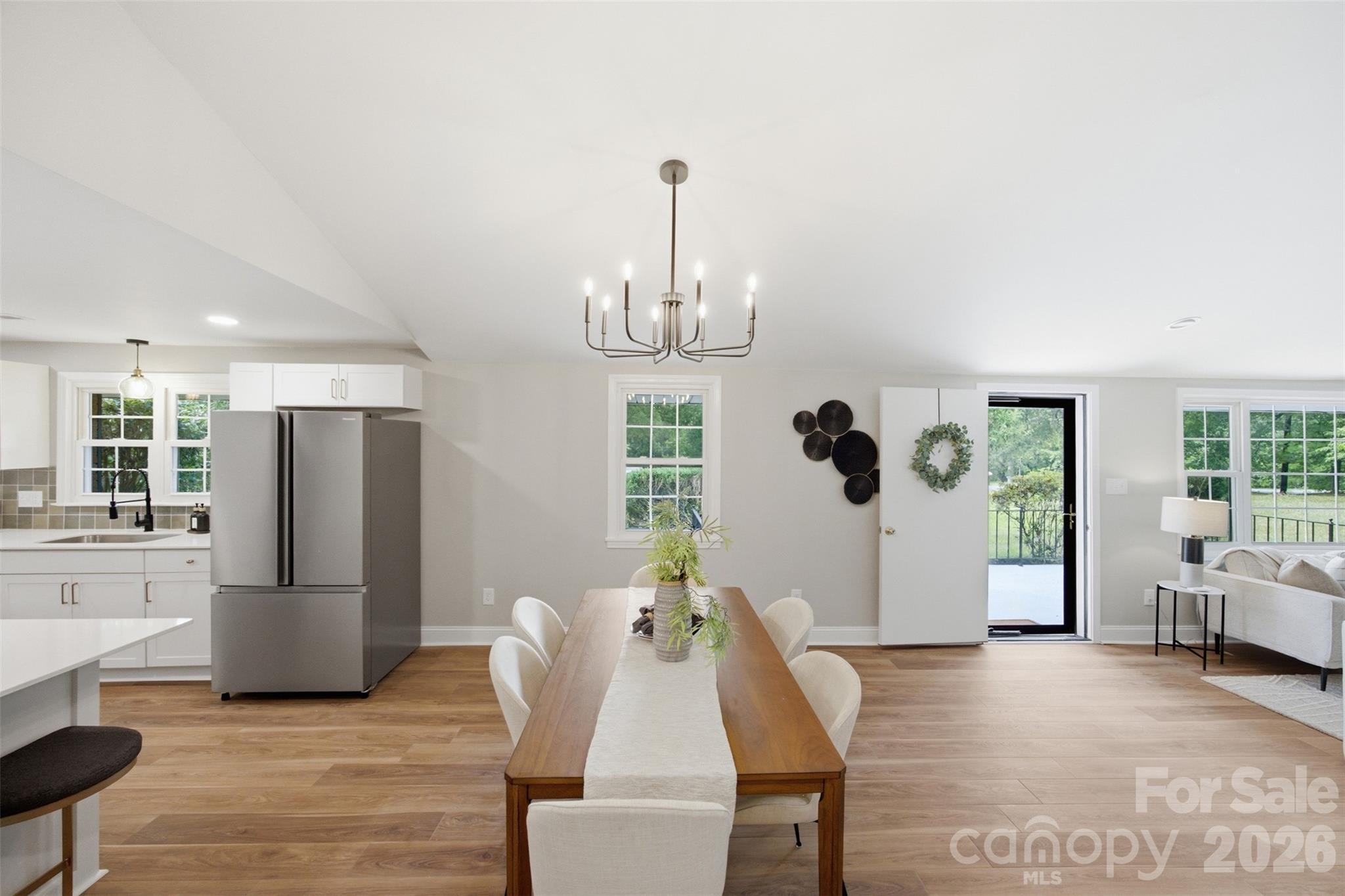 8223 Knollwood Circle — Charlotte