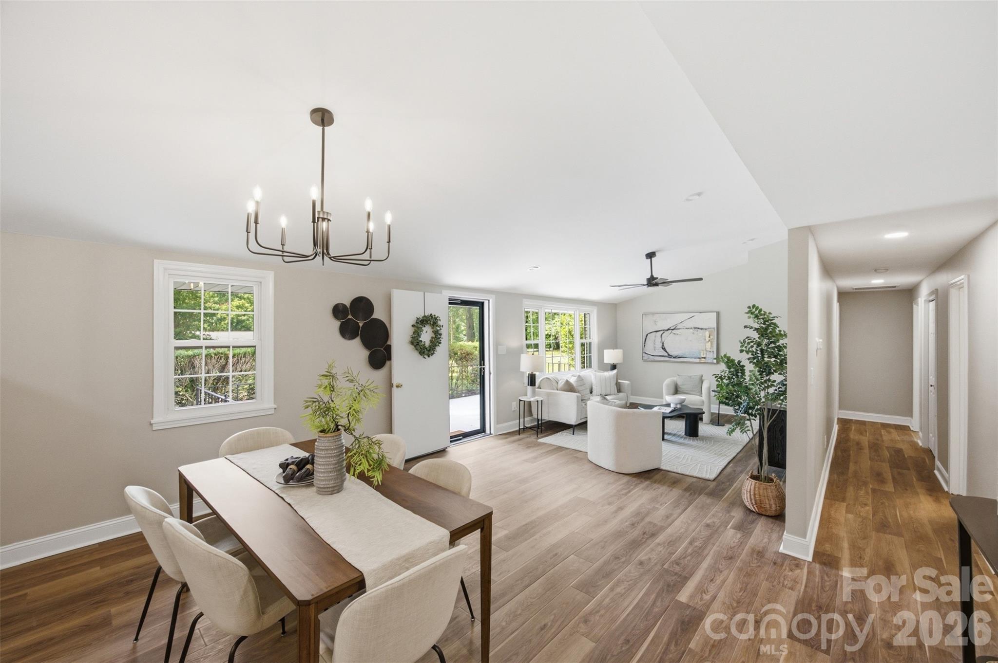 8223 Knollwood Circle — Charlotte