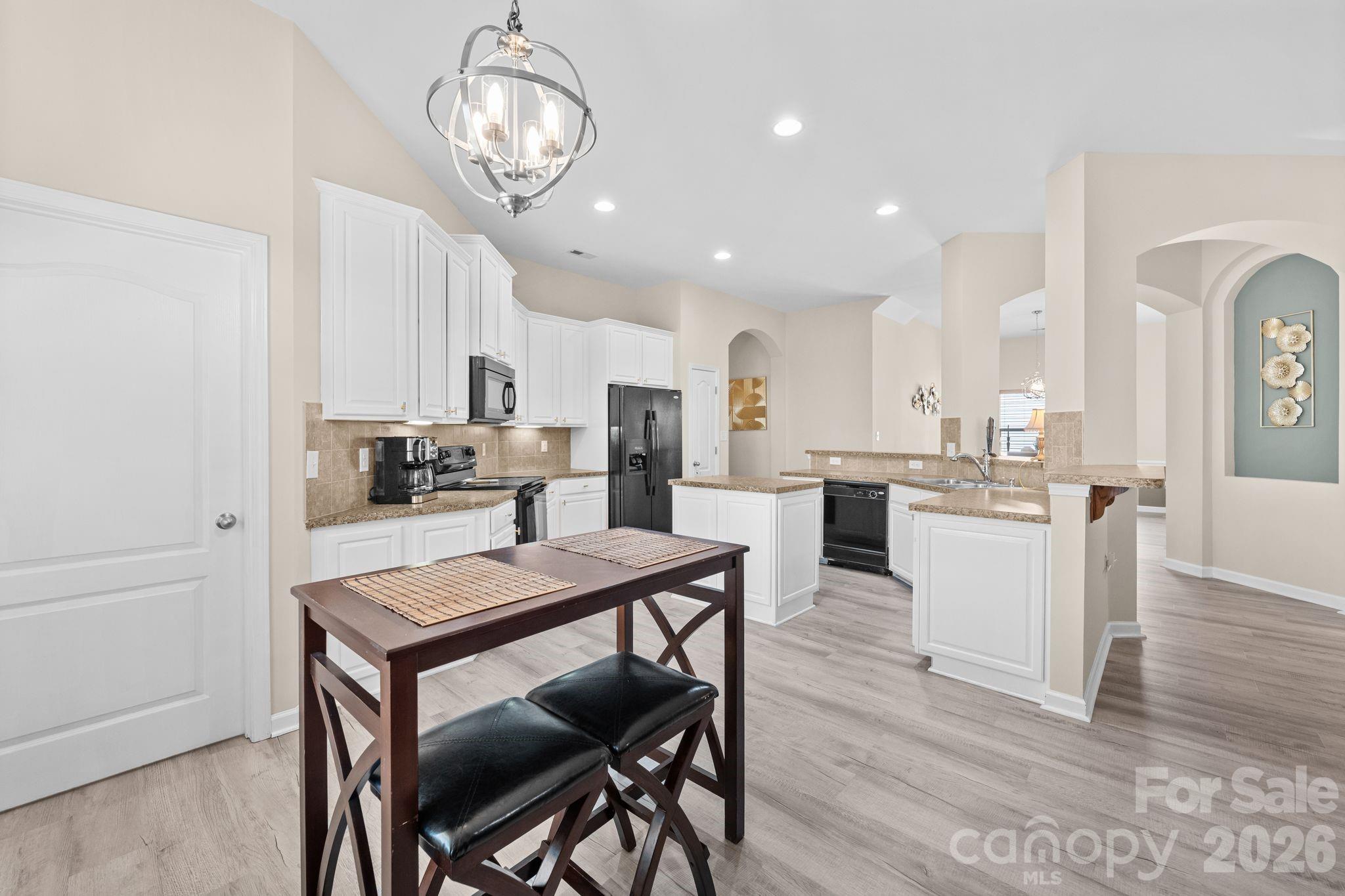 3813 Quiet Creek Circle — Charlotte