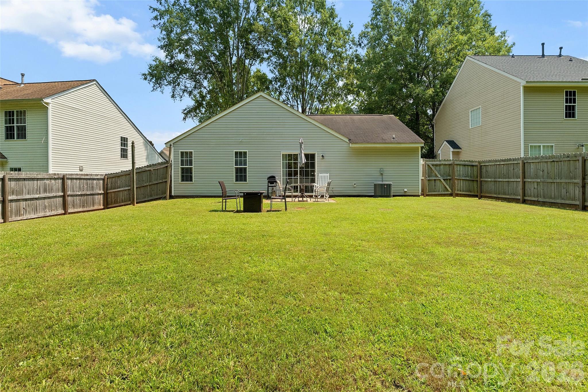 8019 Shiny Meadow Lane — Charlotte