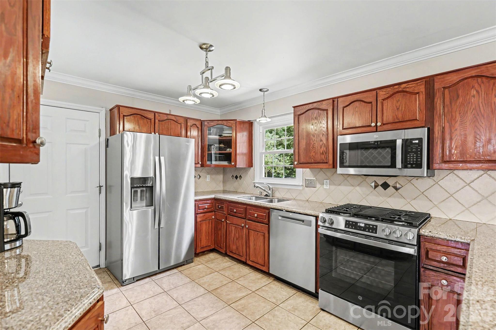 3108 Peregrine Court — Charlotte