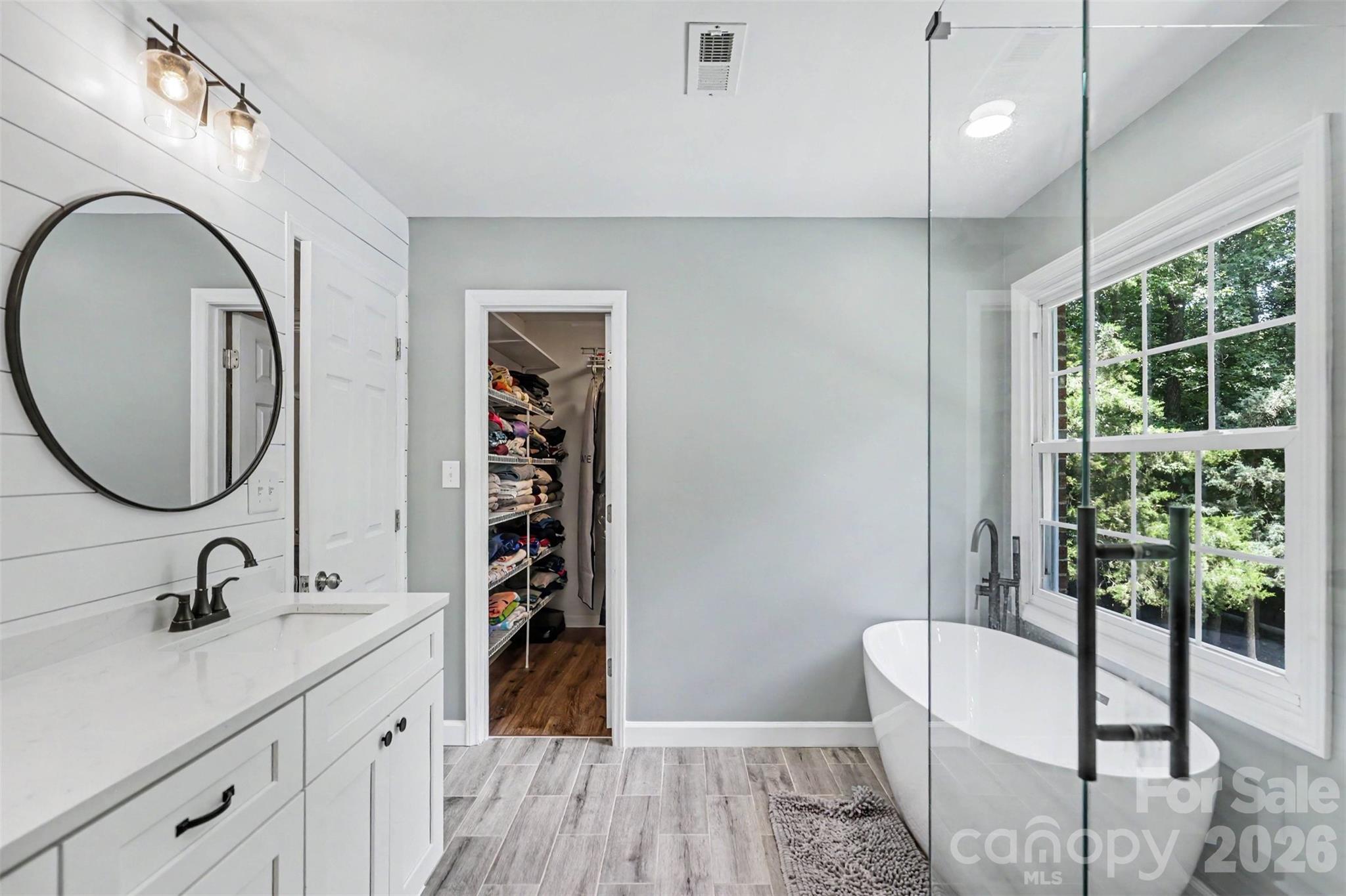 3108 Peregrine Court — Charlotte