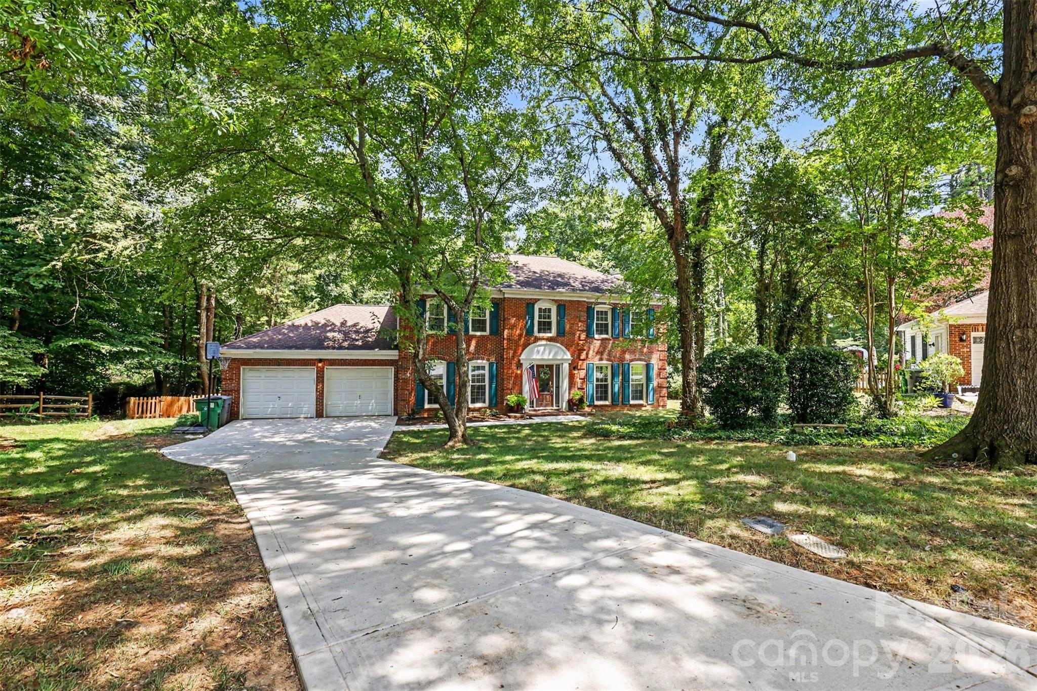 3108 Peregrine Court — Charlotte