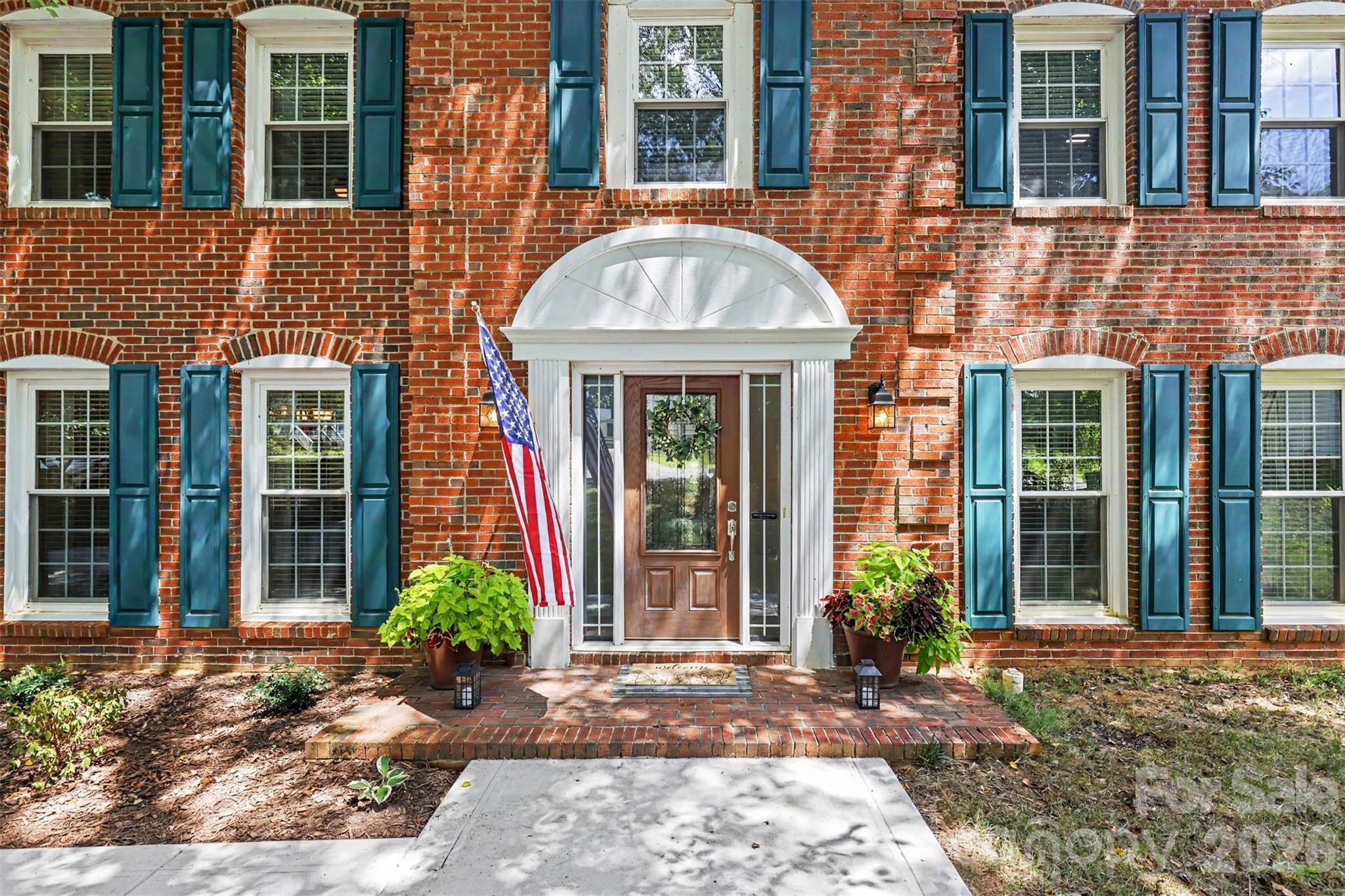 3108 Peregrine Court — Charlotte