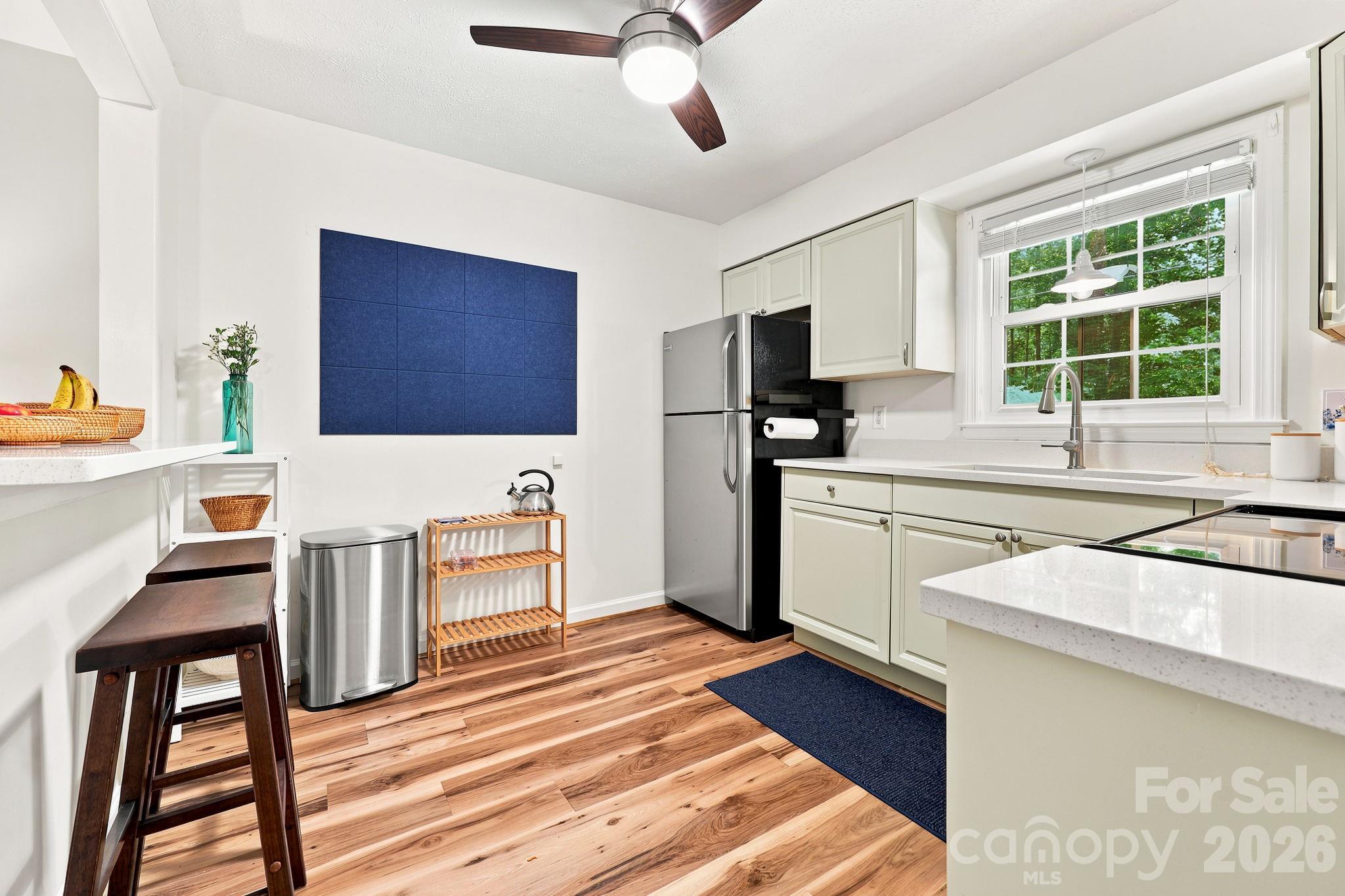 101 Boyd Drive #2C — Flat Rock