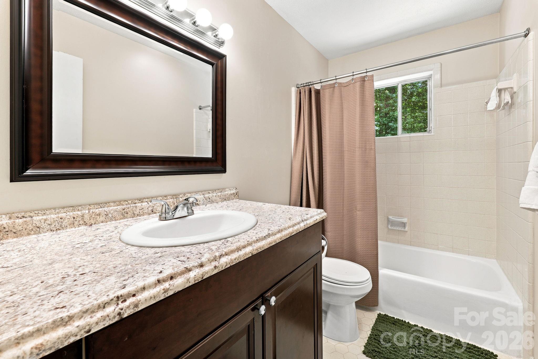101 Boyd Drive #2C — Flat Rock