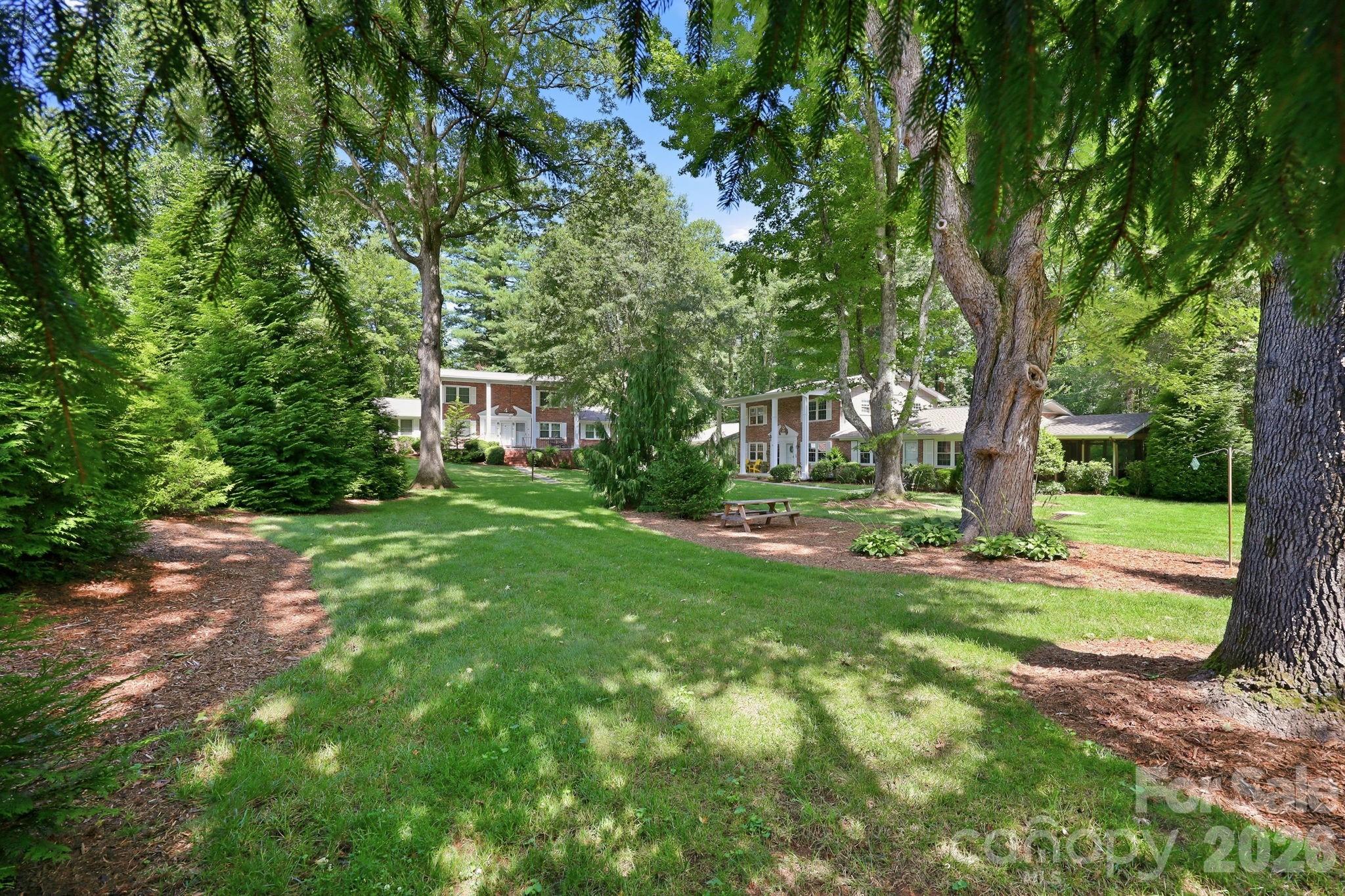 101 Boyd Drive #2C — Flat Rock