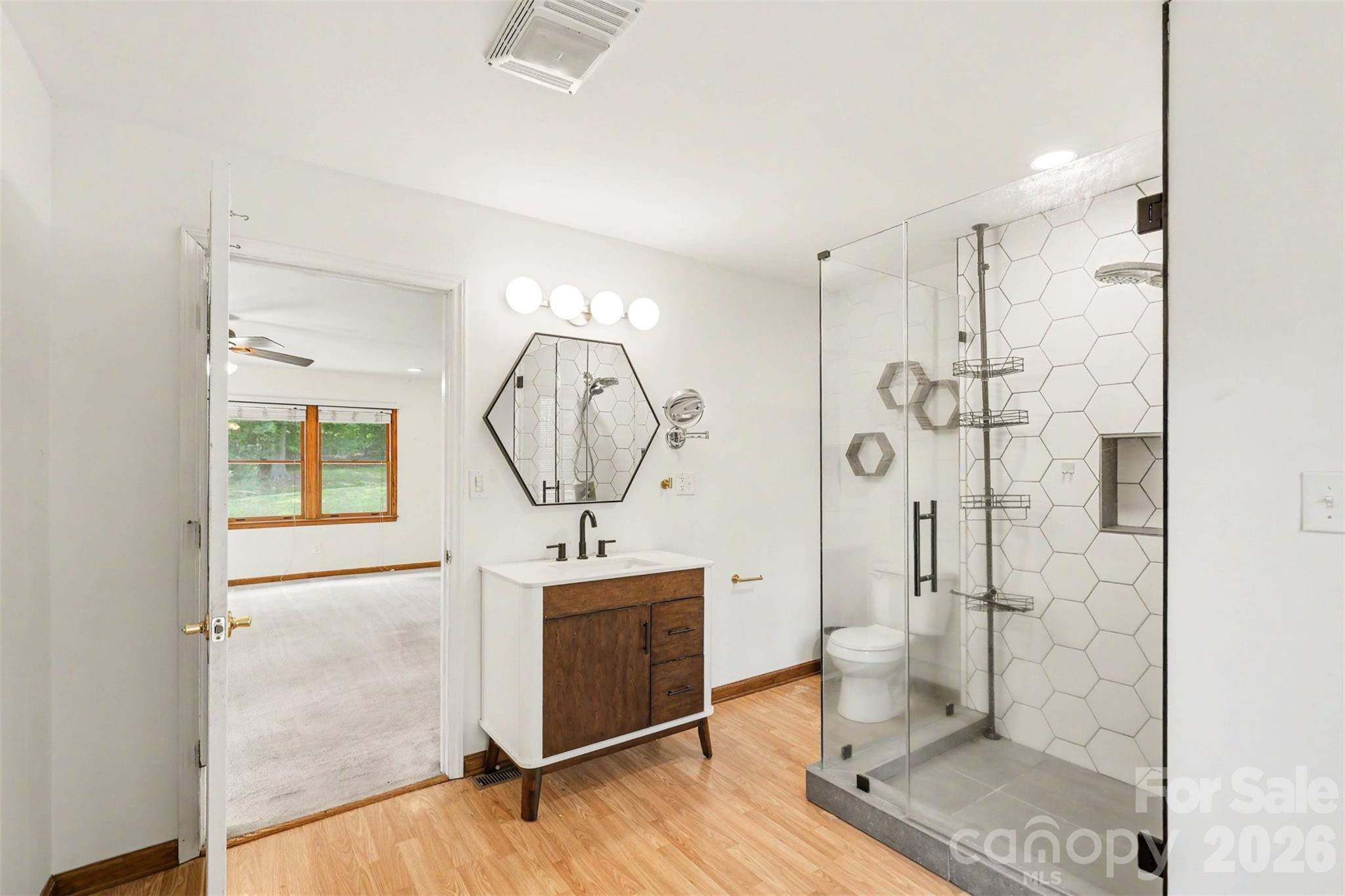 3608 Cowboy Lane — Charlotte
